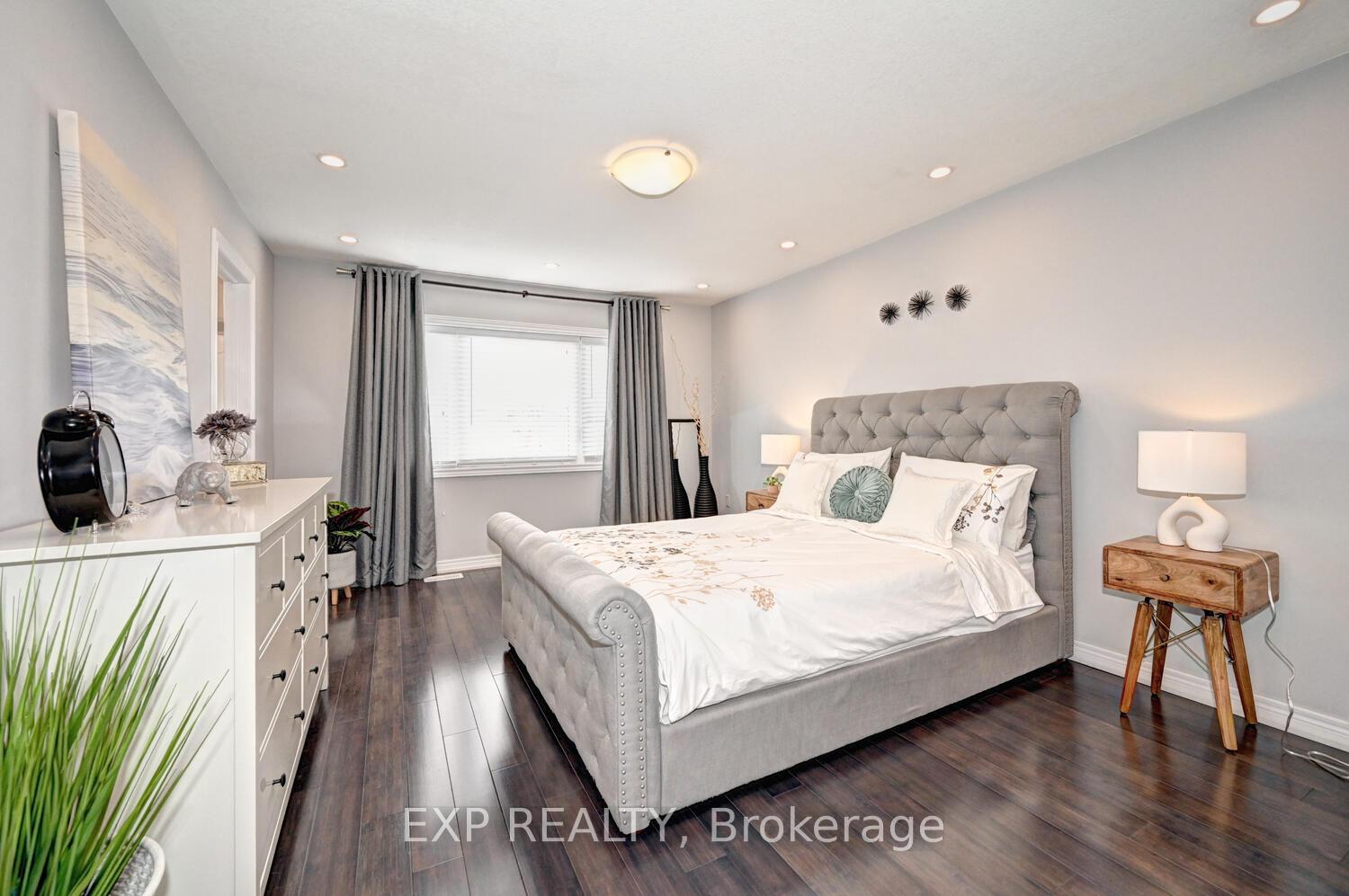 Photo 23 of 467 Linden Drive, Cambridge, Preston Heights — HOMEH