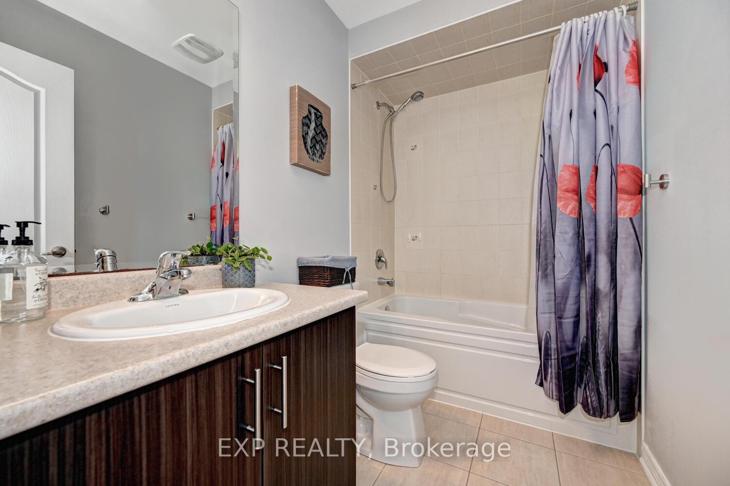 Photo 30 of 467 Linden Drive, Cambridge, Preston Heights — HOMEH