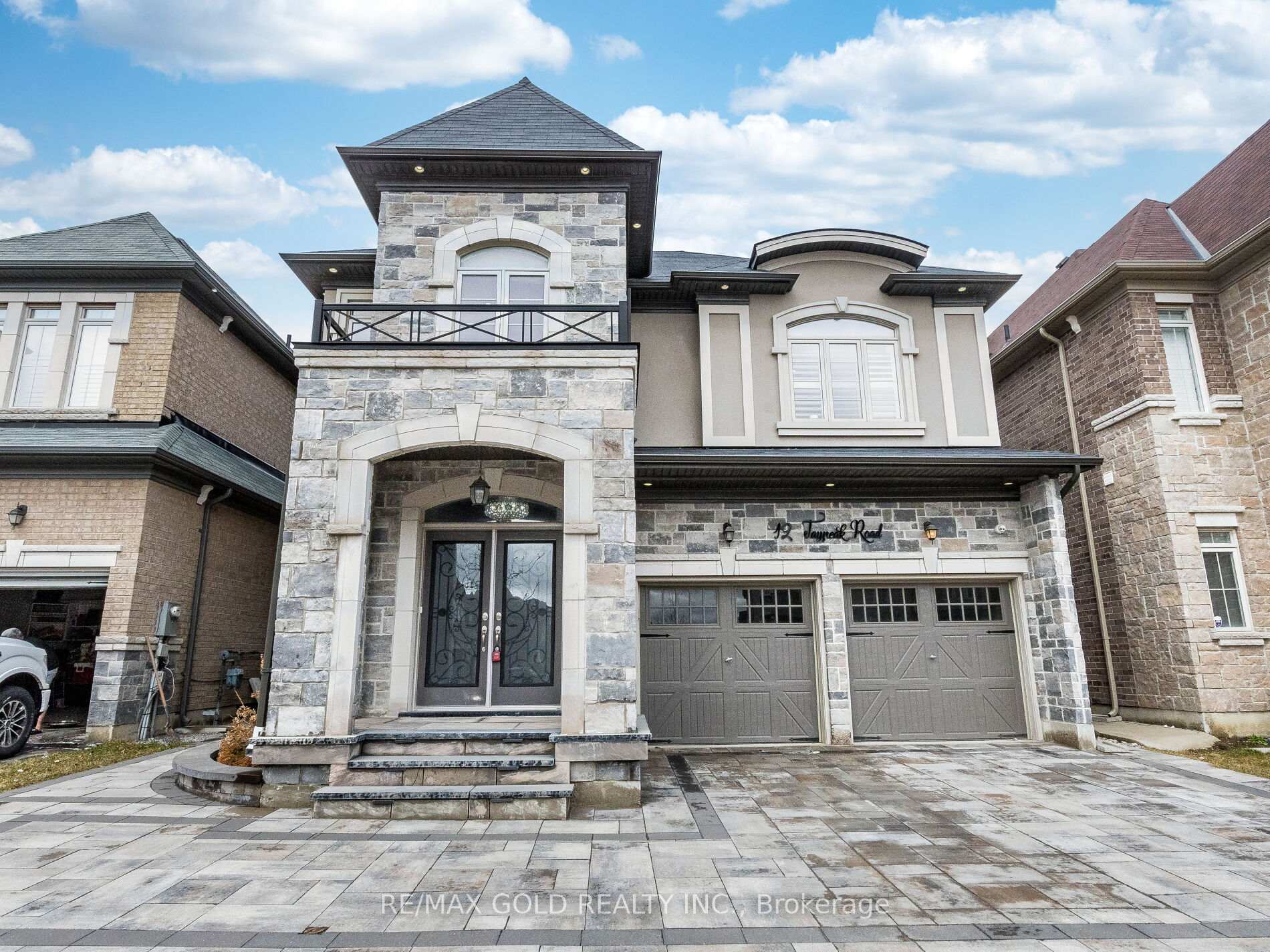 Photo 1 of 12 Jaypeak Road, Brampton, Toronto Gore Rural Estate — HOMEH