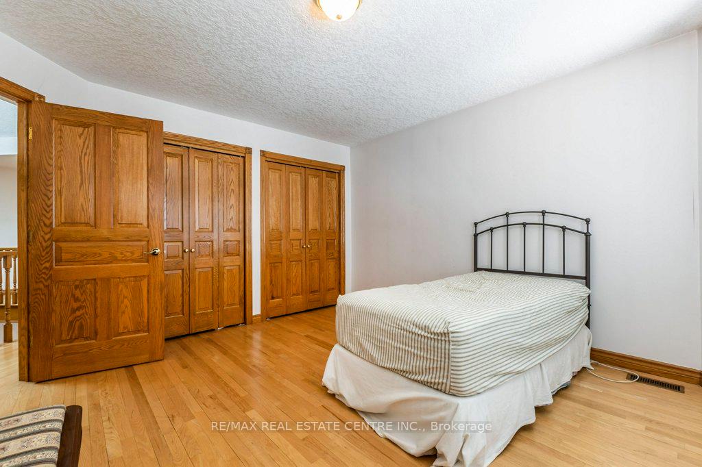 Photo 19 of 401 Forestlawn Road, Waterloo — HOMEH