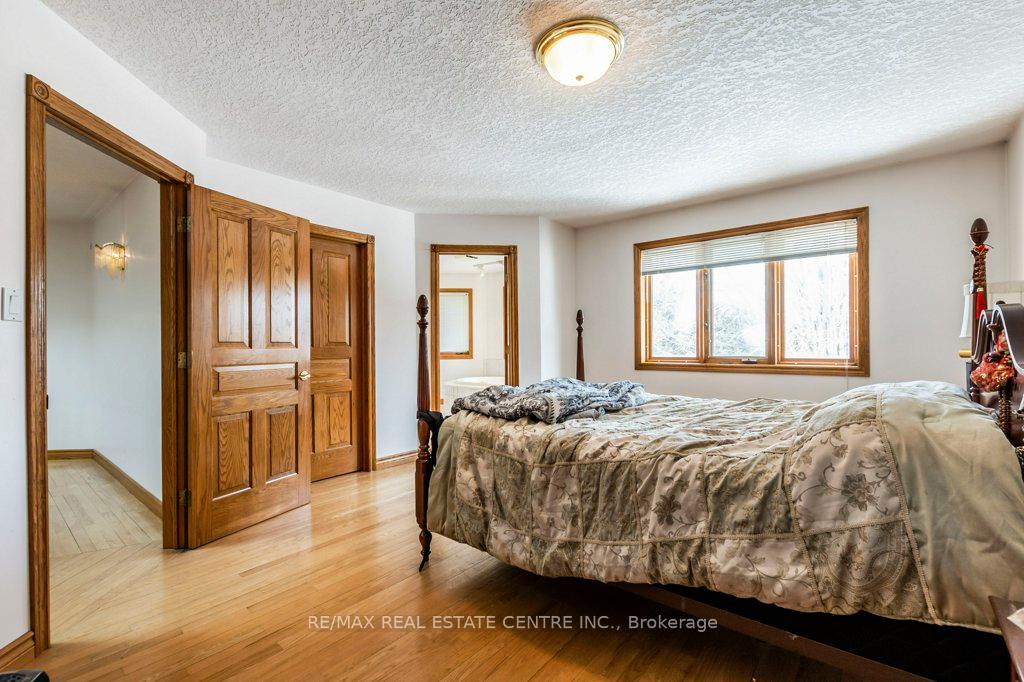Photo 16 of 401 Forestlawn Road, Waterloo — HOMEH