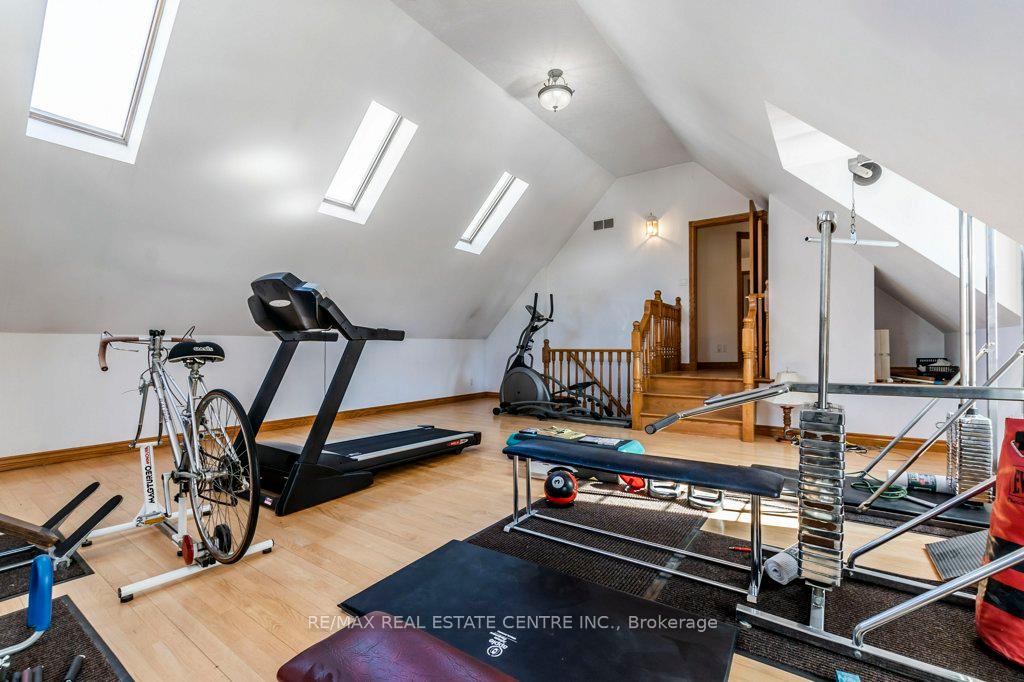 Photo 20 of 401 Forestlawn Road, Waterloo — HOMEH