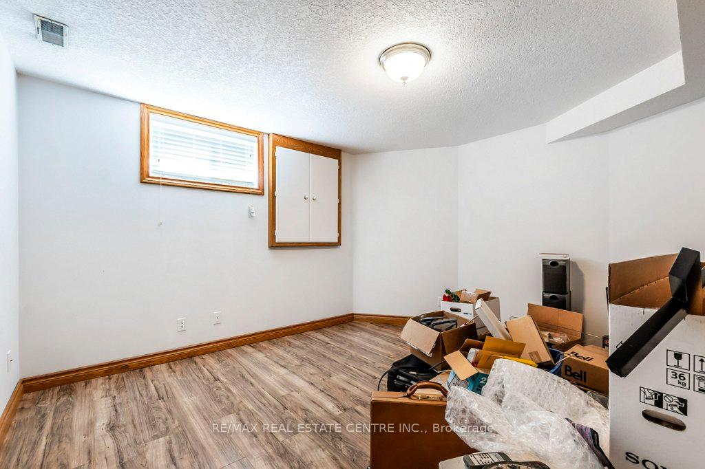 Photo 21 of 401 Forestlawn Road, Waterloo — HOMEH