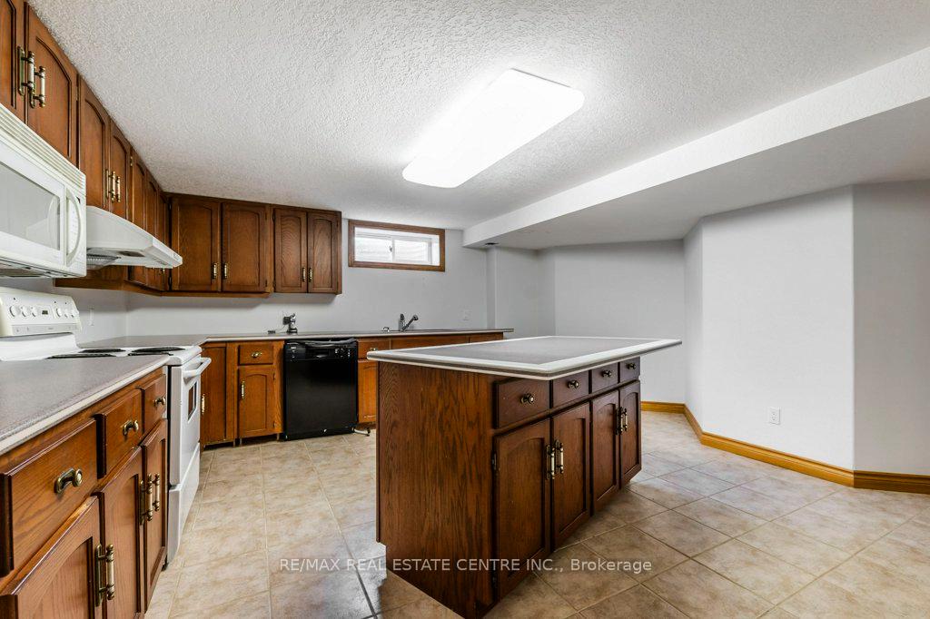Photo 31 of 401 Forestlawn Road, Waterloo — HOMEH
