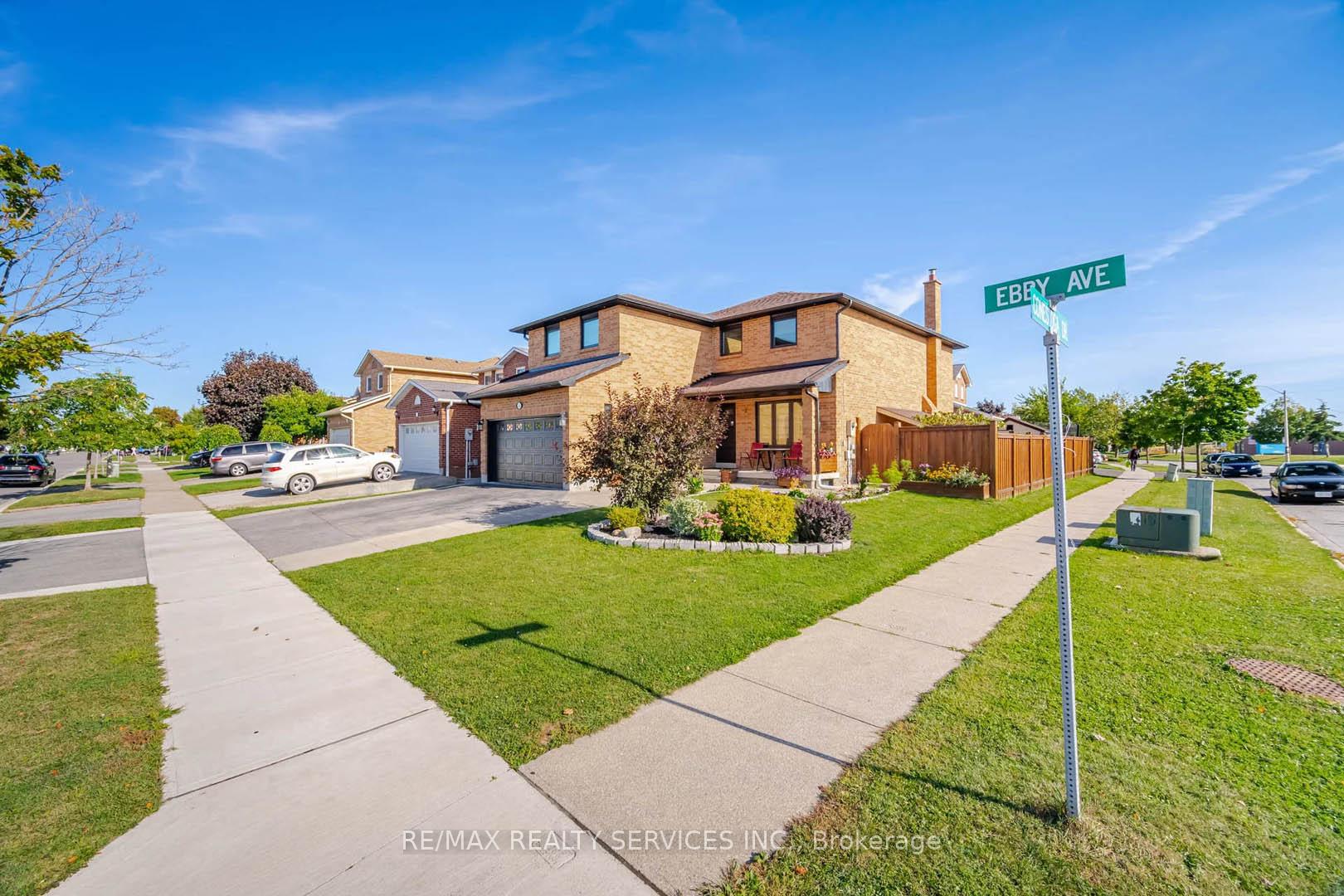 Photo 13 of 2 Ebby Avenue, Brampton, Heart Lake West — HOMEH