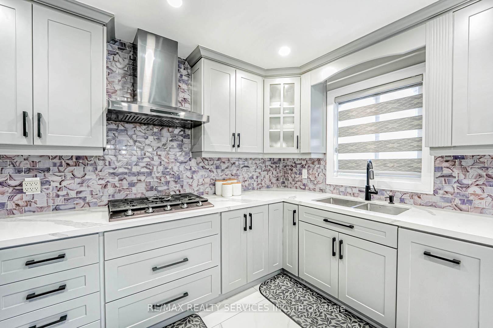 Photo 30 of 2 Ebby Avenue, Brampton, Heart Lake West — HOMEH