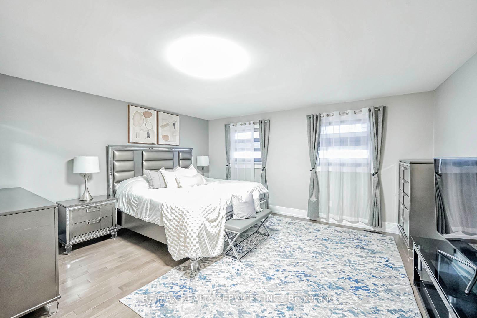 Photo 17 of 2 Ebby Avenue, Brampton, Heart Lake West — HOMEH