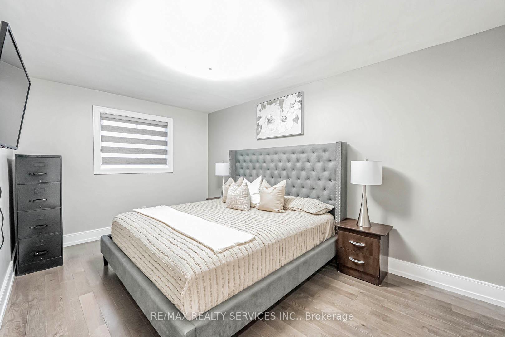 Photo 22 of 2 Ebby Avenue, Brampton, Heart Lake West — HOMEH