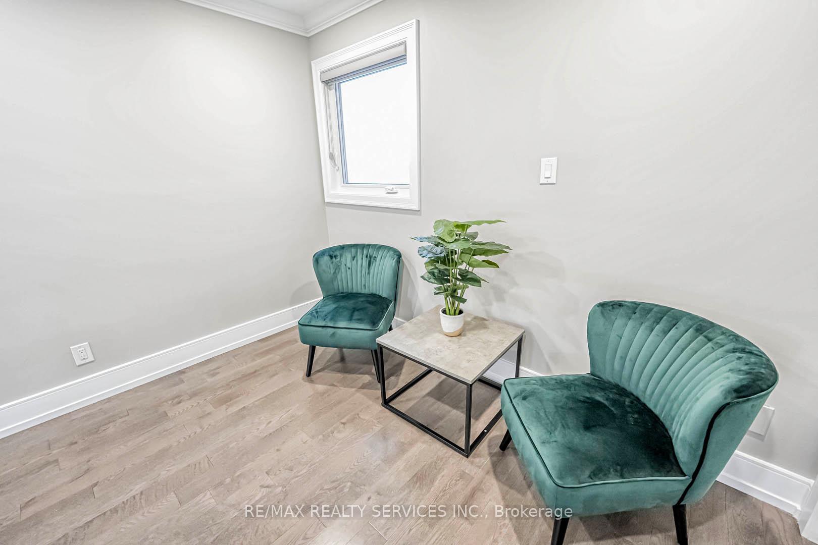 Photo 38 of 2 Ebby Avenue, Brampton, Heart Lake West — HOMEH