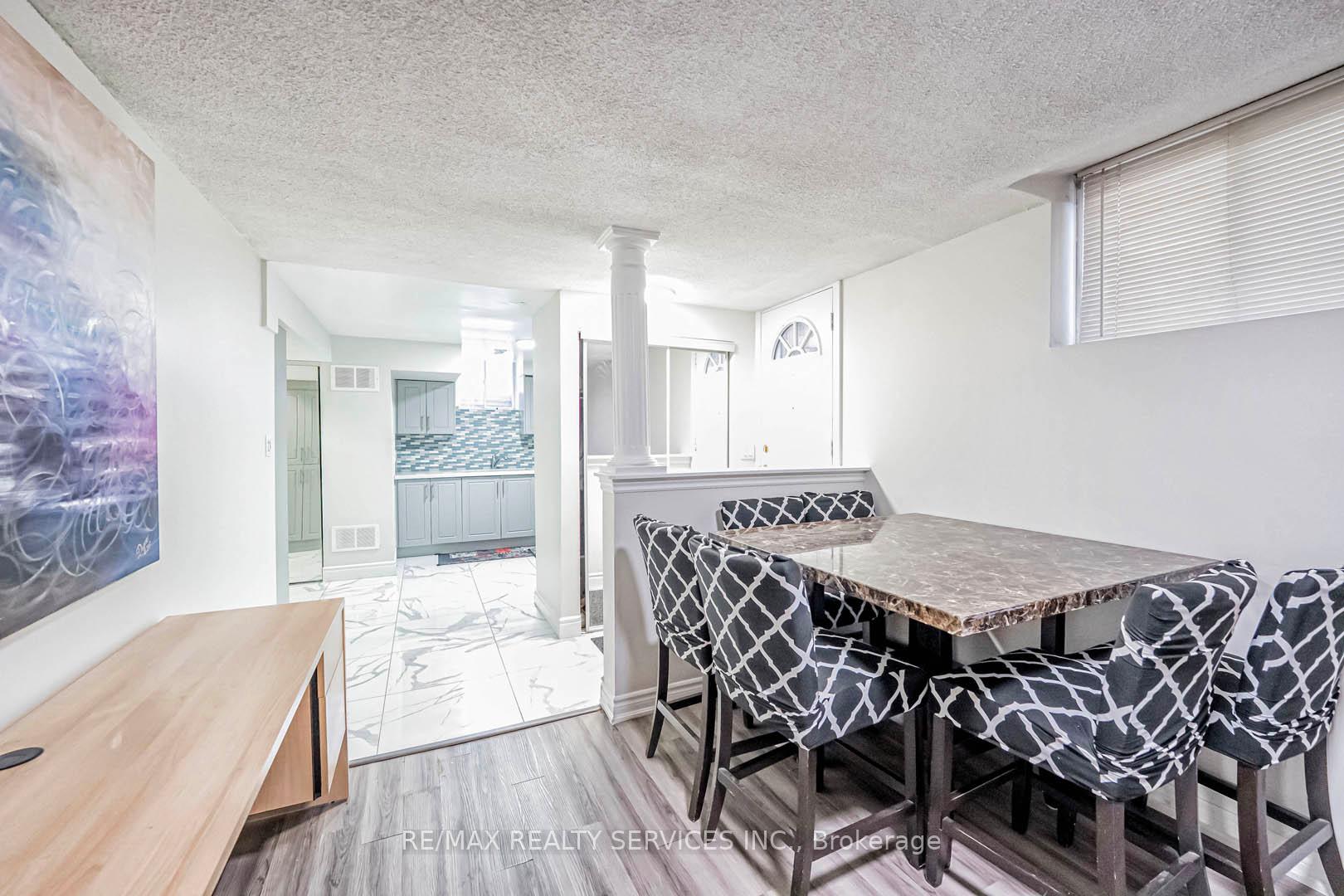 Photo 25 of 2 Ebby Avenue, Brampton, Heart Lake West — HOMEH