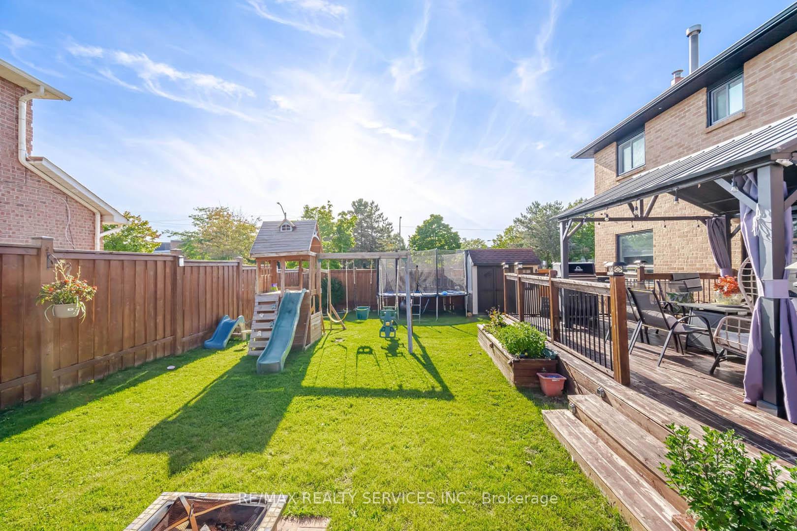 Photo 36 of 2 Ebby Avenue, Brampton, Heart Lake West — HOMEH