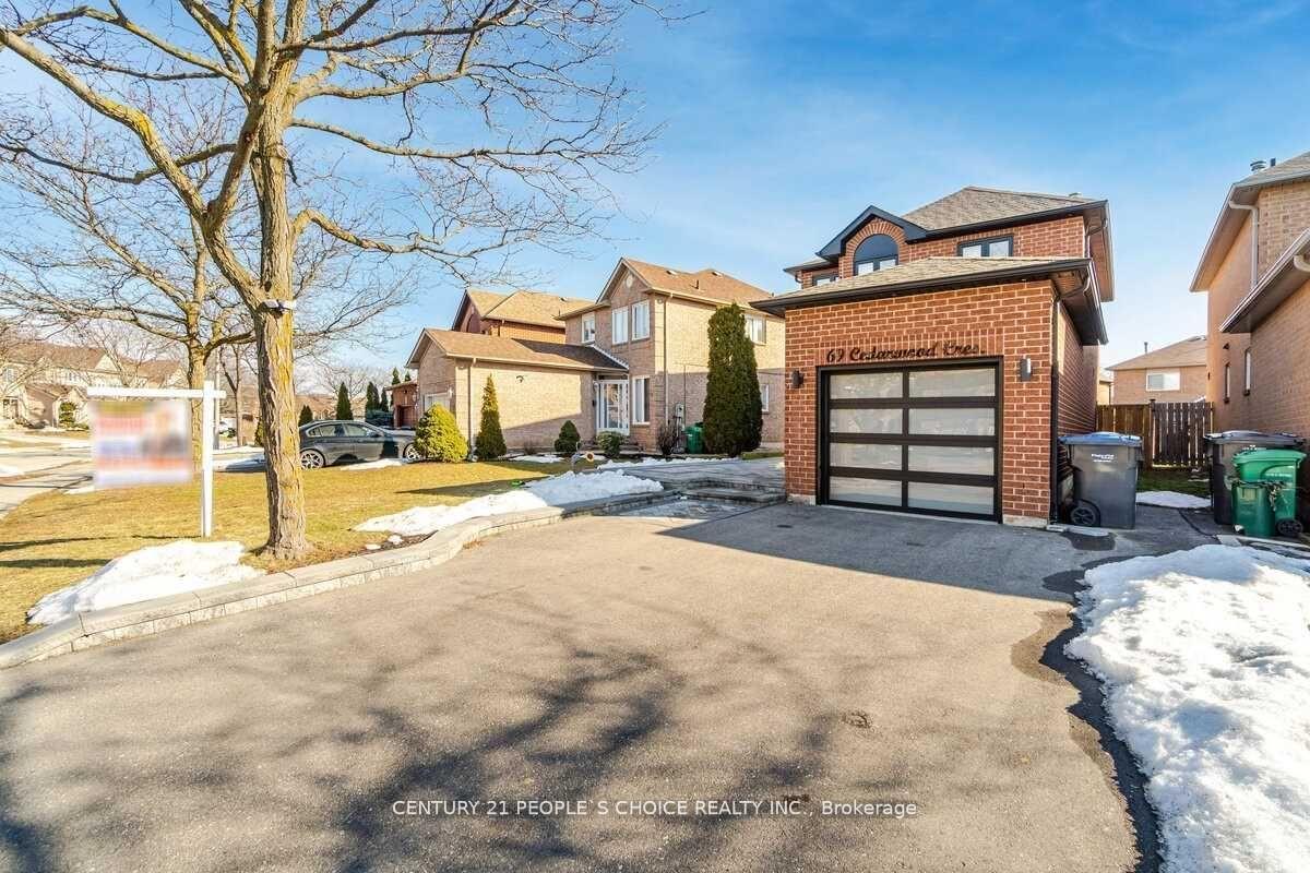Photo 3 of 69 Cedarwood Crescent, Brampton, Brampton West — HOMEH