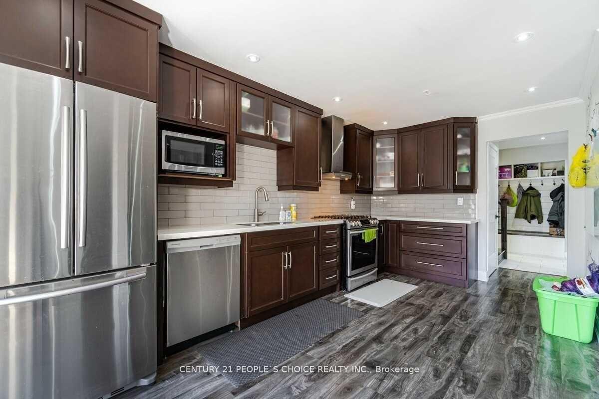 Photo 13 of 69 Cedarwood Crescent, Brampton, Brampton West — HOMEH