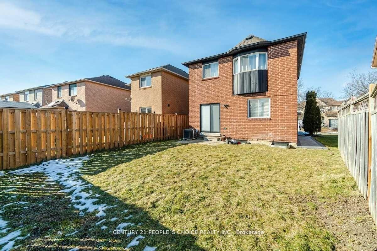 Photo 36 of 69 Cedarwood Crescent, Brampton, Brampton West — HOMEH