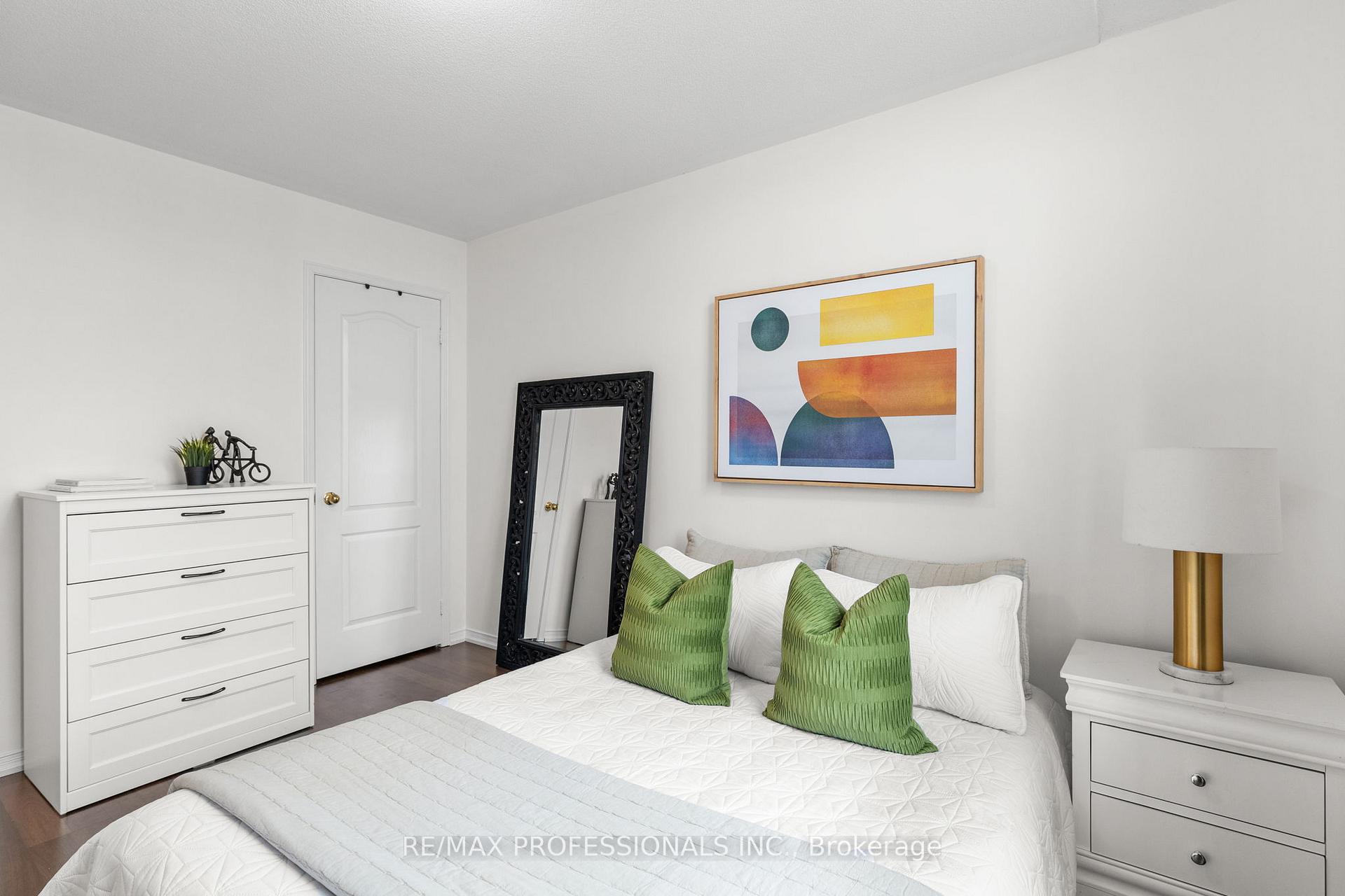 Photo 19 of 24 Foxton Road, Markham, Cornell — HOMEH