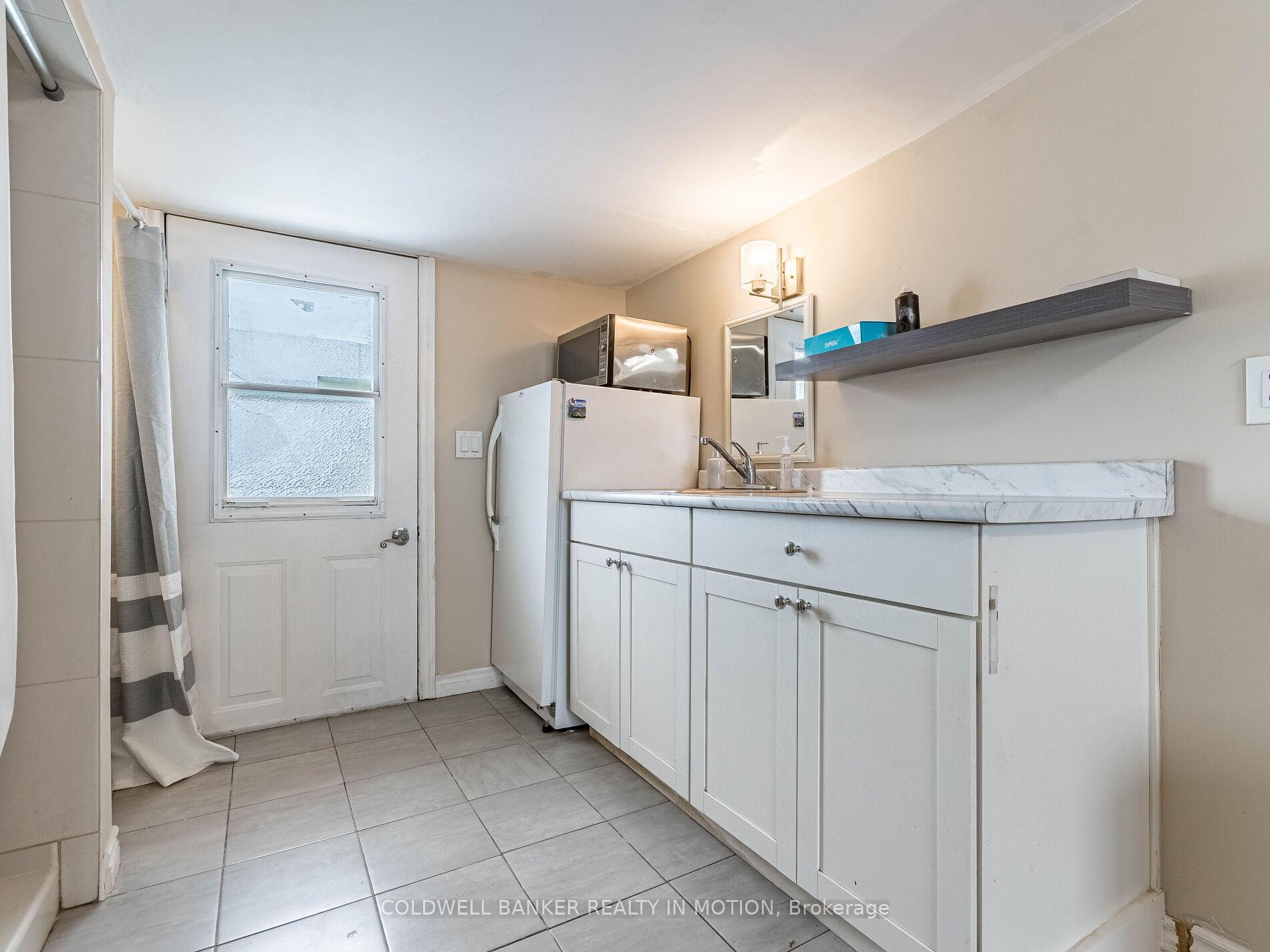 Photo 19 of 2163 King Street E, Hamilton, Glenview — HOMEH