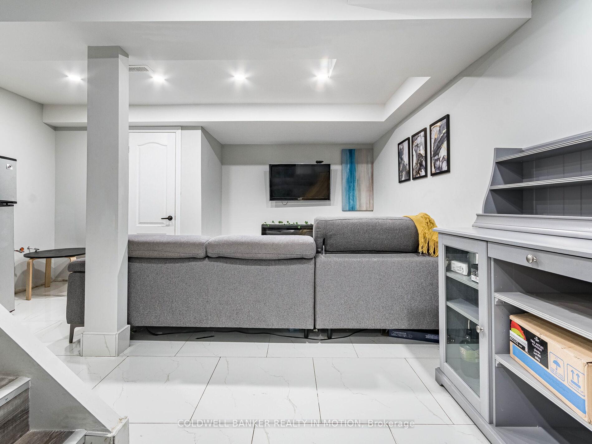 Photo 24 of 2163 King Street E, Hamilton, Glenview — HOMEH