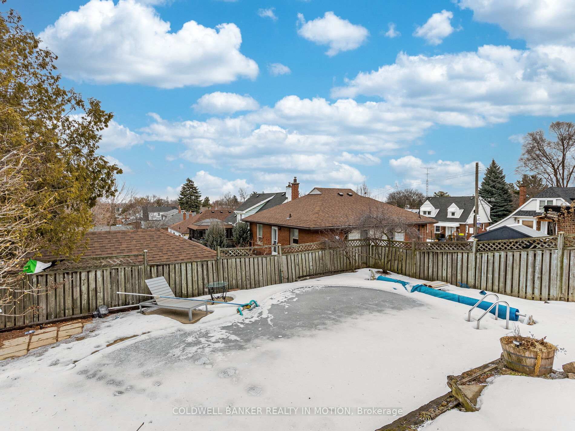 Photo 34 of 2163 King Street E, Hamilton, Glenview — HOMEH