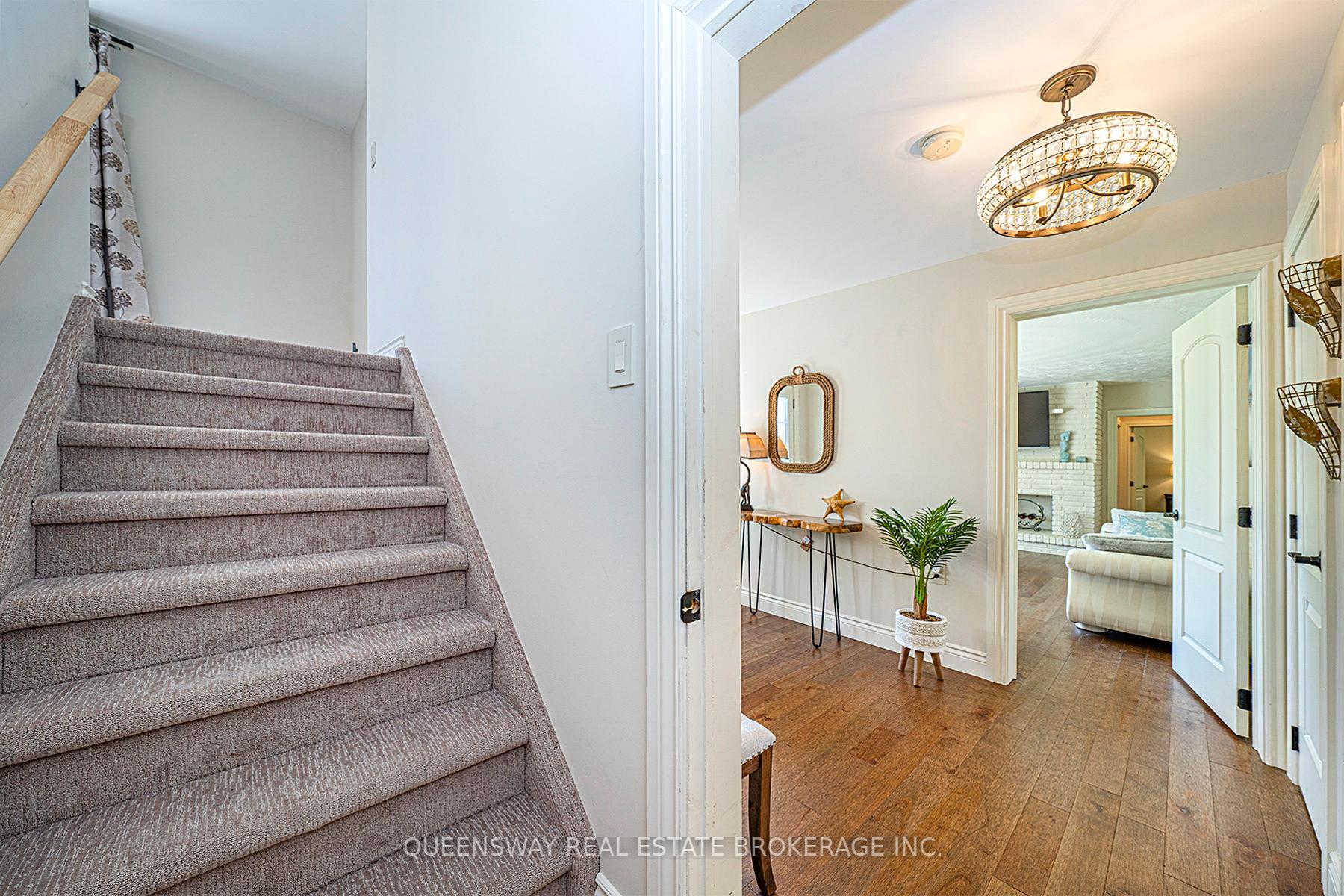 Photo 3 of 746 Sedore Avenue, Georgina, Historic Lakeshore Communities — HOMEH