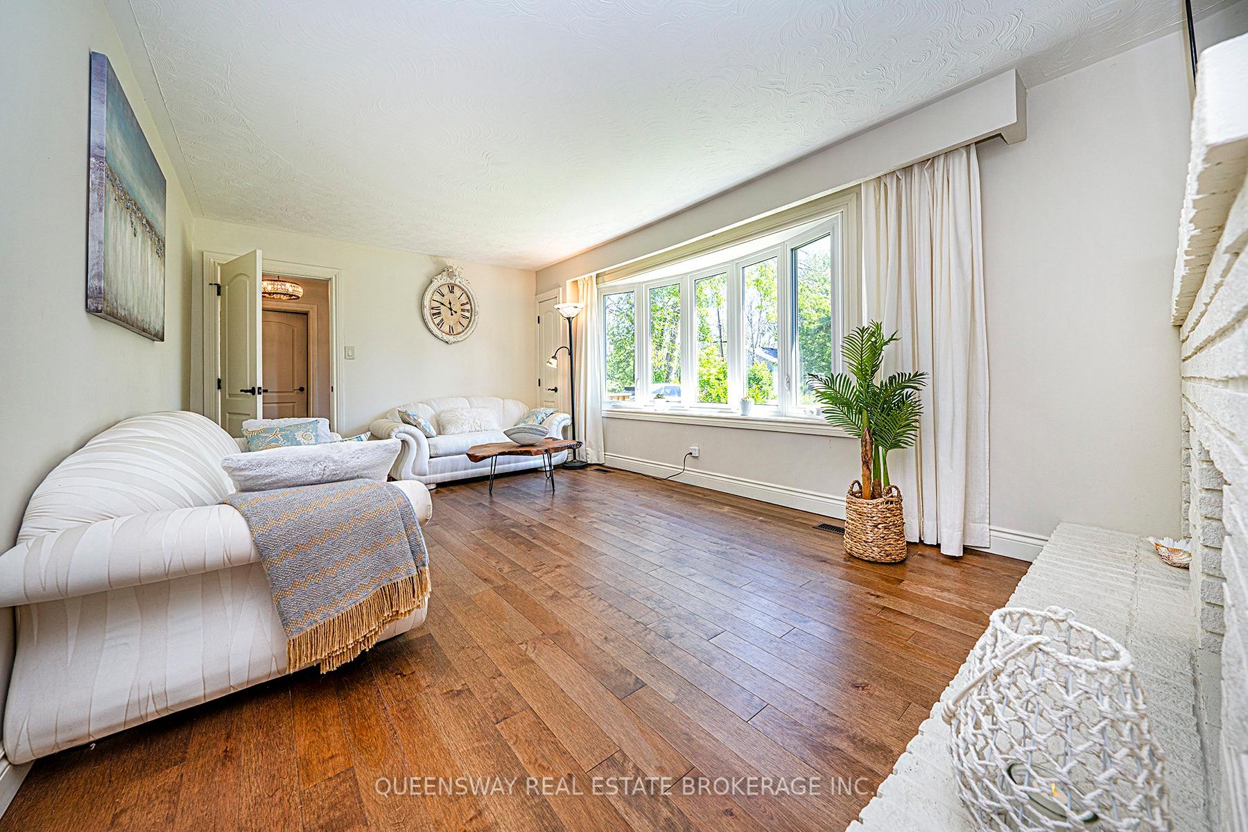 Photo 13 of 746 Sedore Avenue, Georgina, Historic Lakeshore Communities — HOMEH