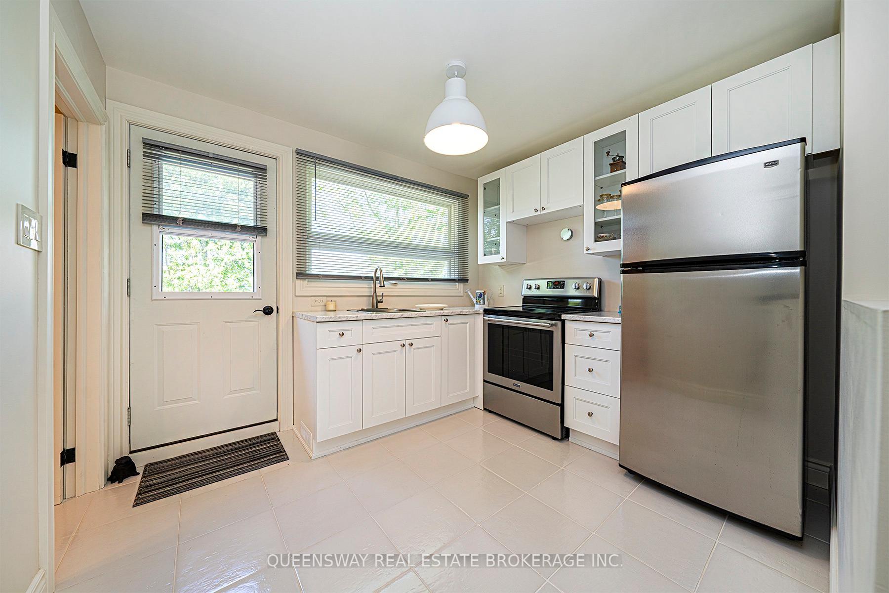 Photo 12 of 746 Sedore Avenue, Georgina, Historic Lakeshore Communities — HOMEH