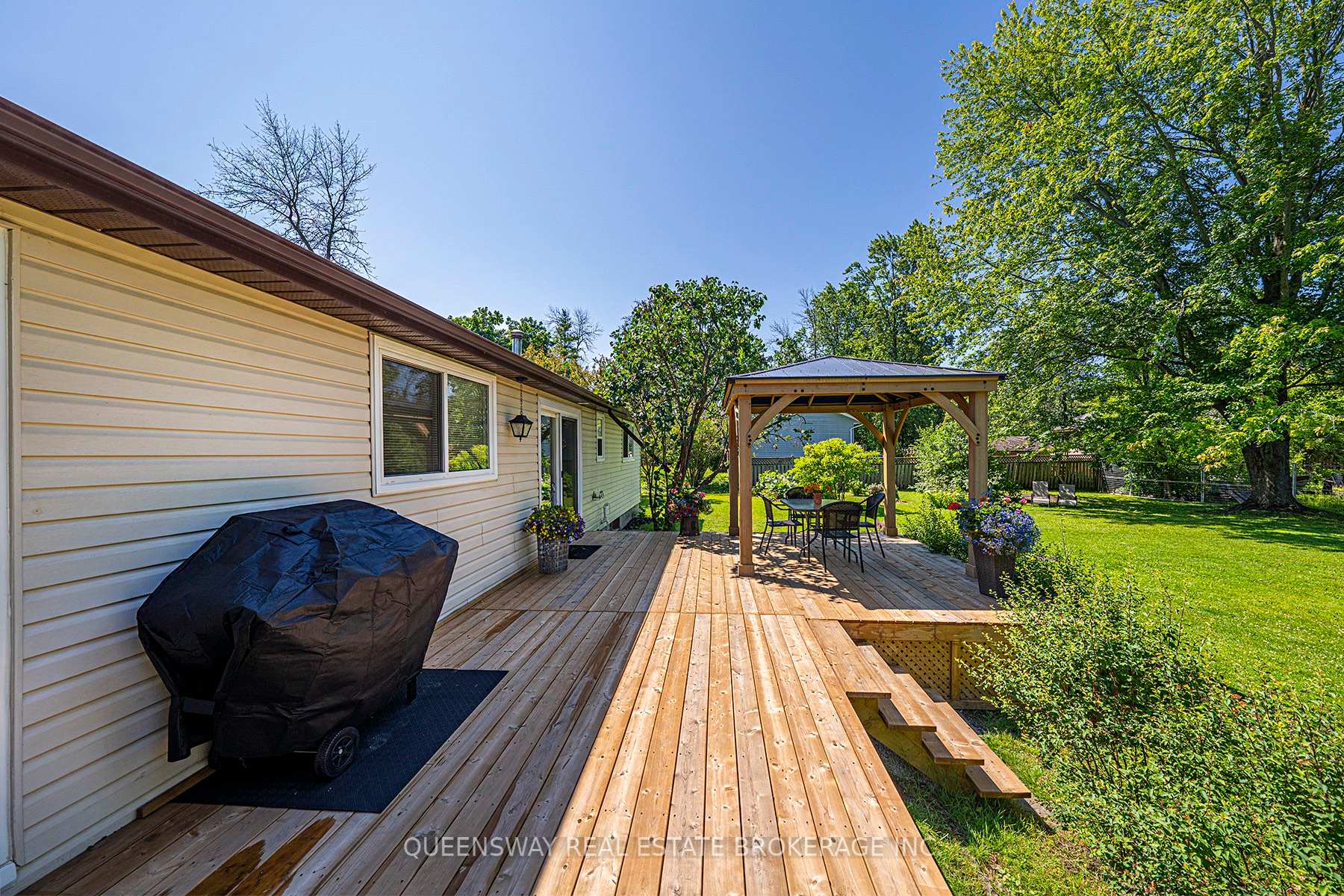Photo 25 of 746 Sedore Avenue, Georgina, Historic Lakeshore Communities — HOMEH