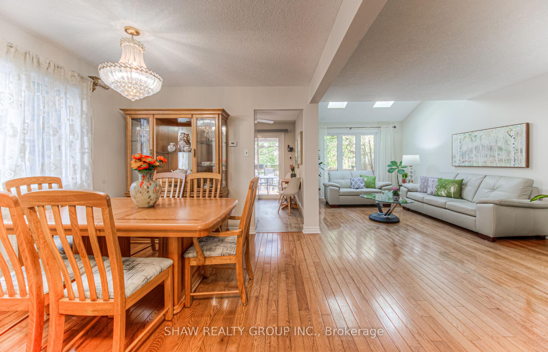 Photo 5 of Unit A, 631 Pinerow Crescent, Waterloo — HOMEH