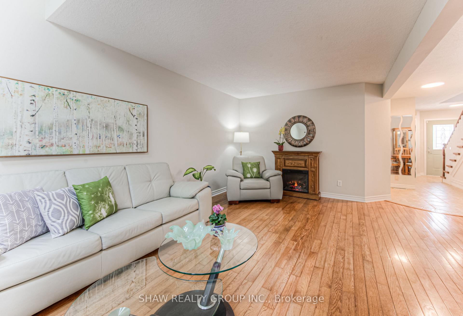 Photo 10 of Unit A, 631 Pinerow Crescent, Waterloo — HOMEH