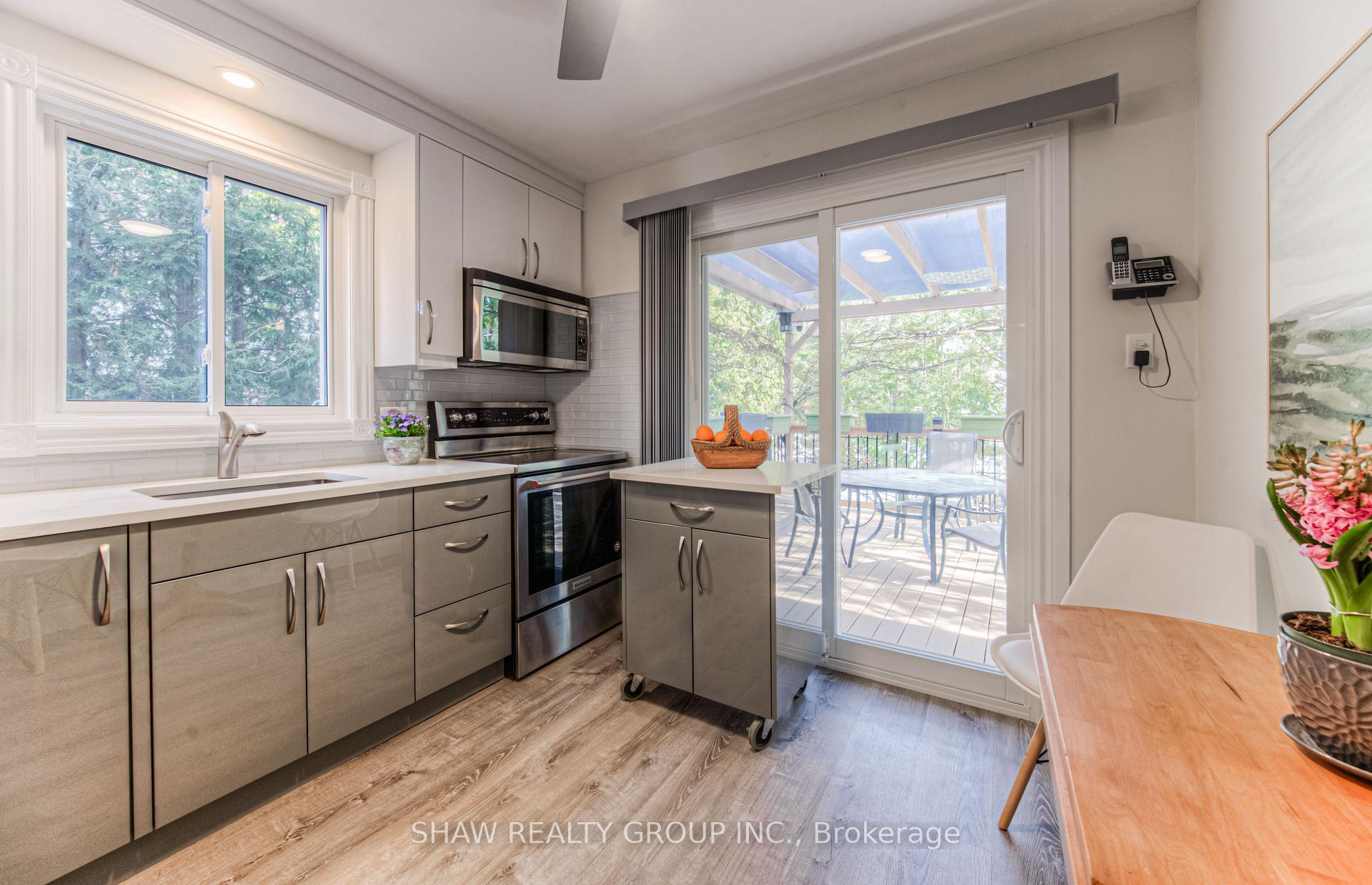 Photo 15 of Unit A, 631 Pinerow Crescent, Waterloo — HOMEH