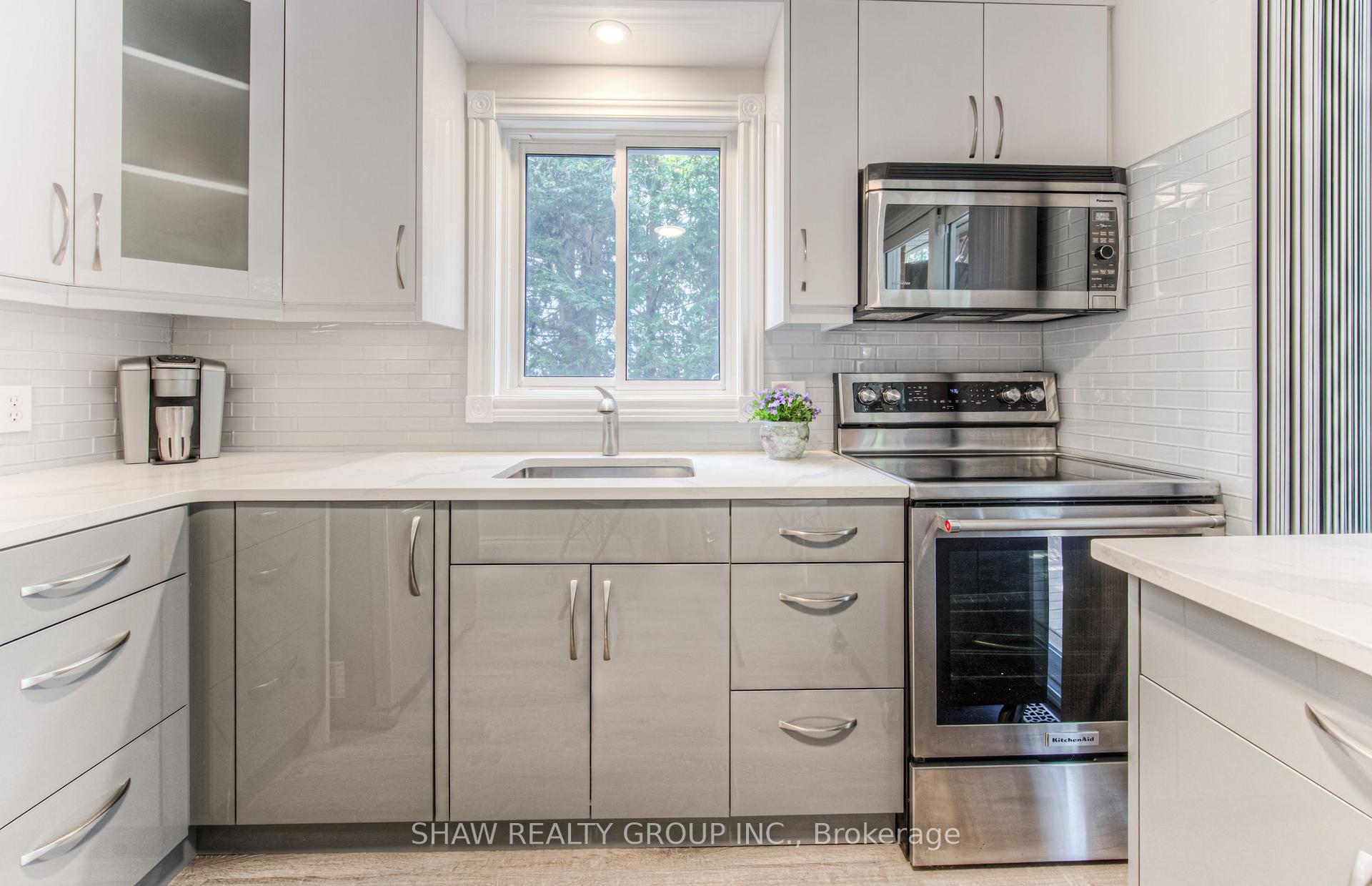 Photo 12 of Unit A, 631 Pinerow Crescent, Waterloo — HOMEH