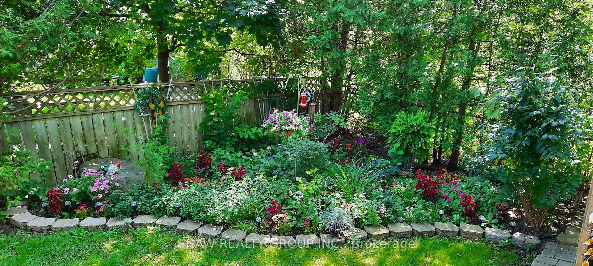 Photo 42 of Unit A, 631 Pinerow Crescent, Waterloo — HOMEH
