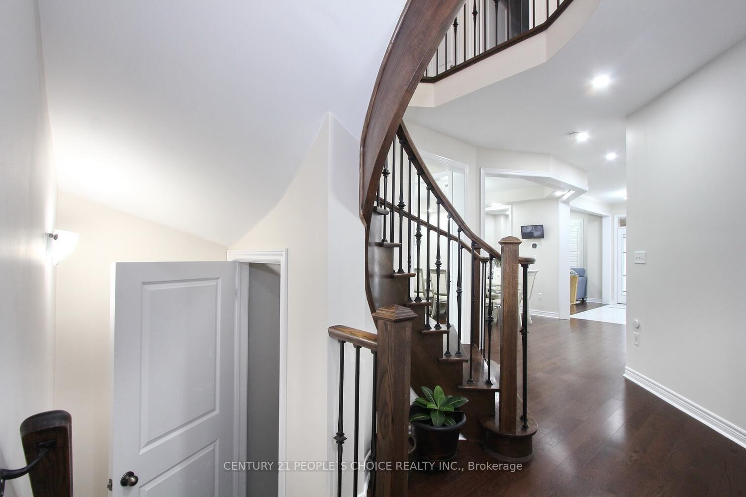 Photo 17 of 67 Pellegrino Road, Brampton, Northwest Brampton — HOMEH