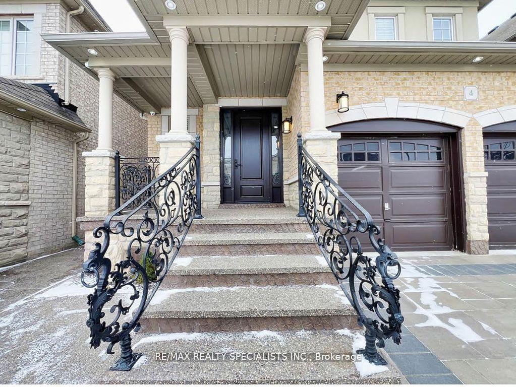 Photo 13 of 4 Vernosa Drive, Brampton, Credit Valley — HOMEH