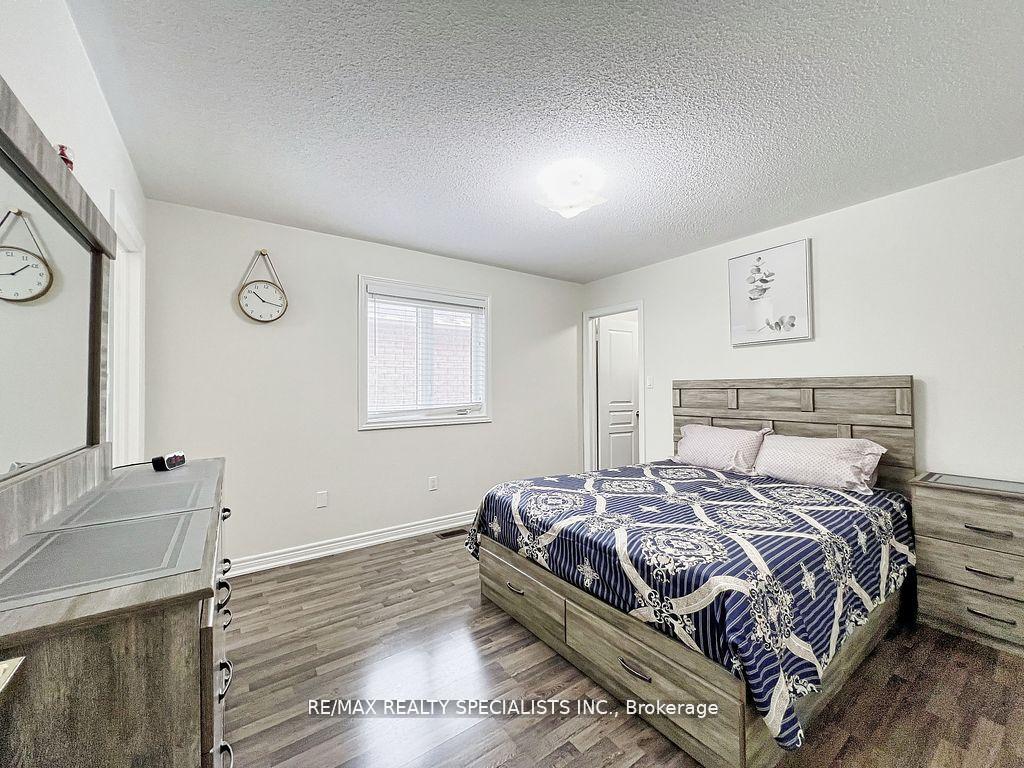 Photo 26 of 4 Vernosa Drive, Brampton, Credit Valley — HOMEH