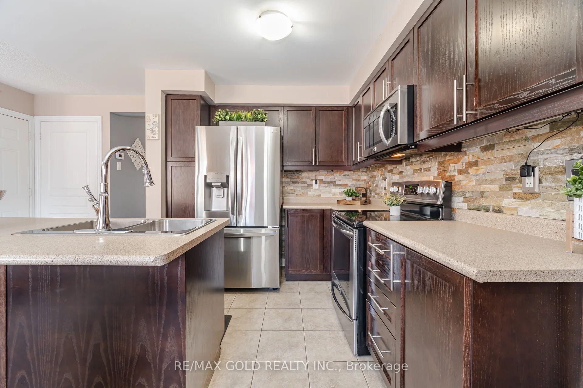 Photo 8 of 16 Bluffmeadow Street, Brampton, Bram East — HOMEH