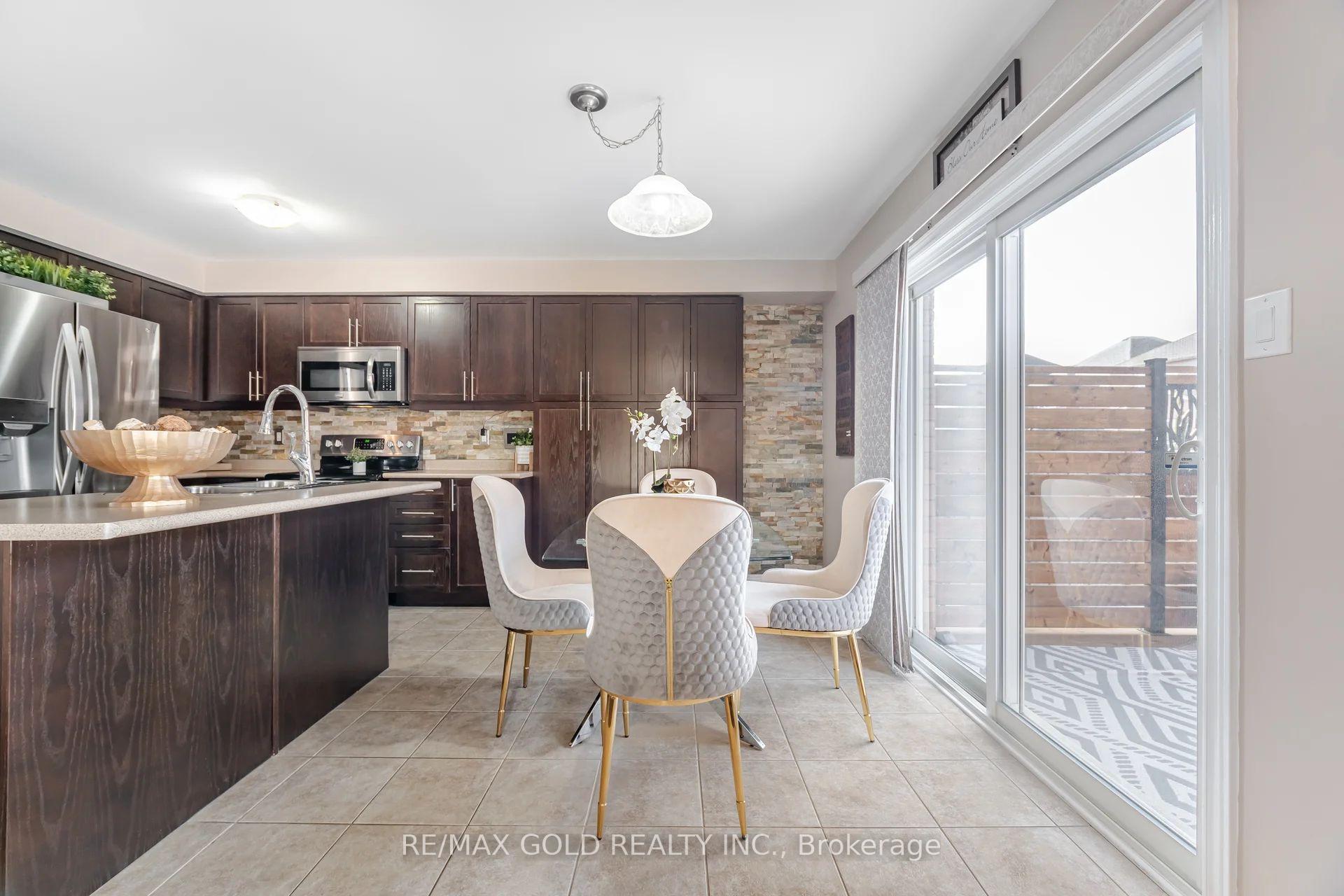 Photo 7 of 16 Bluffmeadow Street, Brampton, Bram East — HOMEH