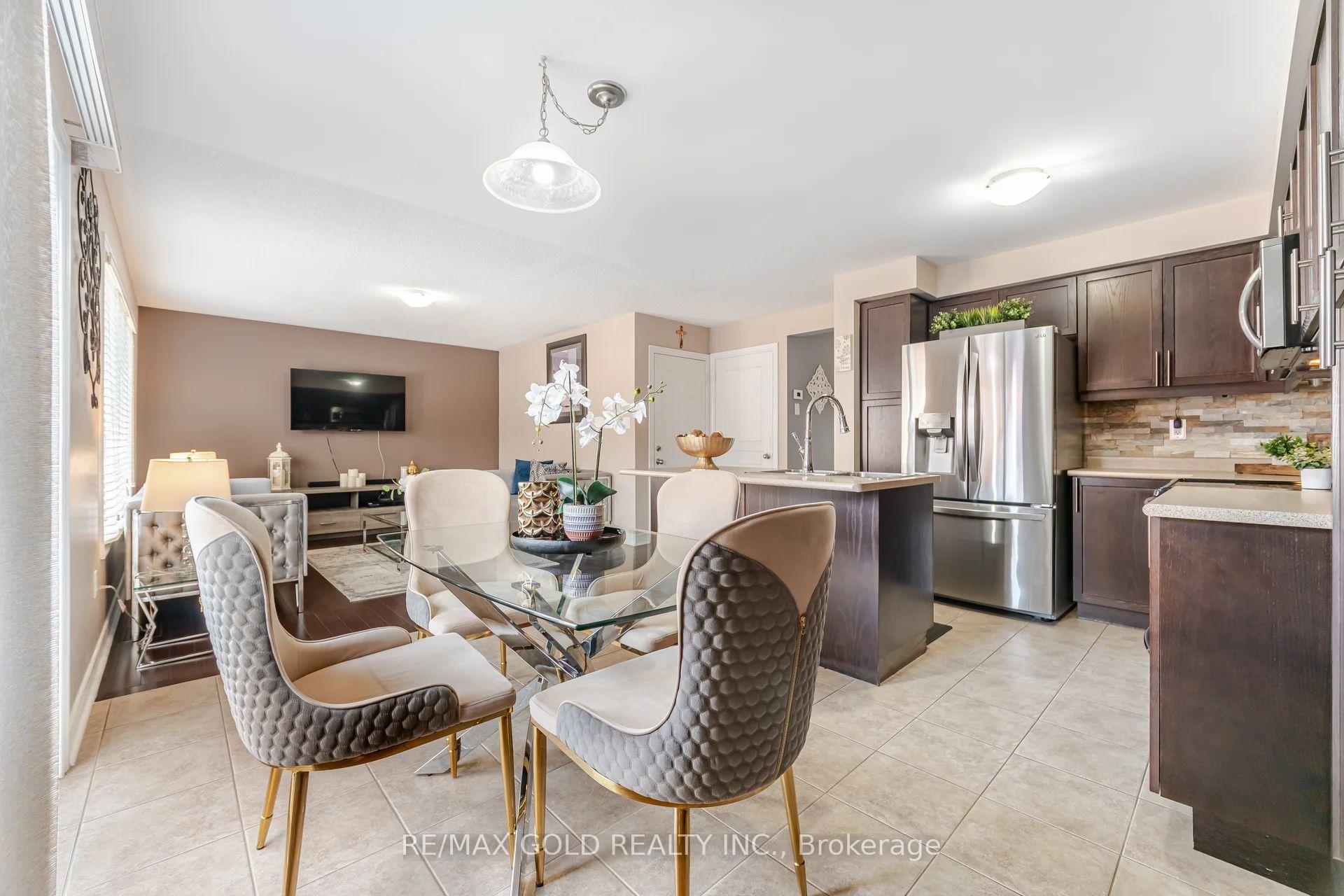 Photo 24 of 16 Bluffmeadow Street, Brampton, Bram East — HOMEH