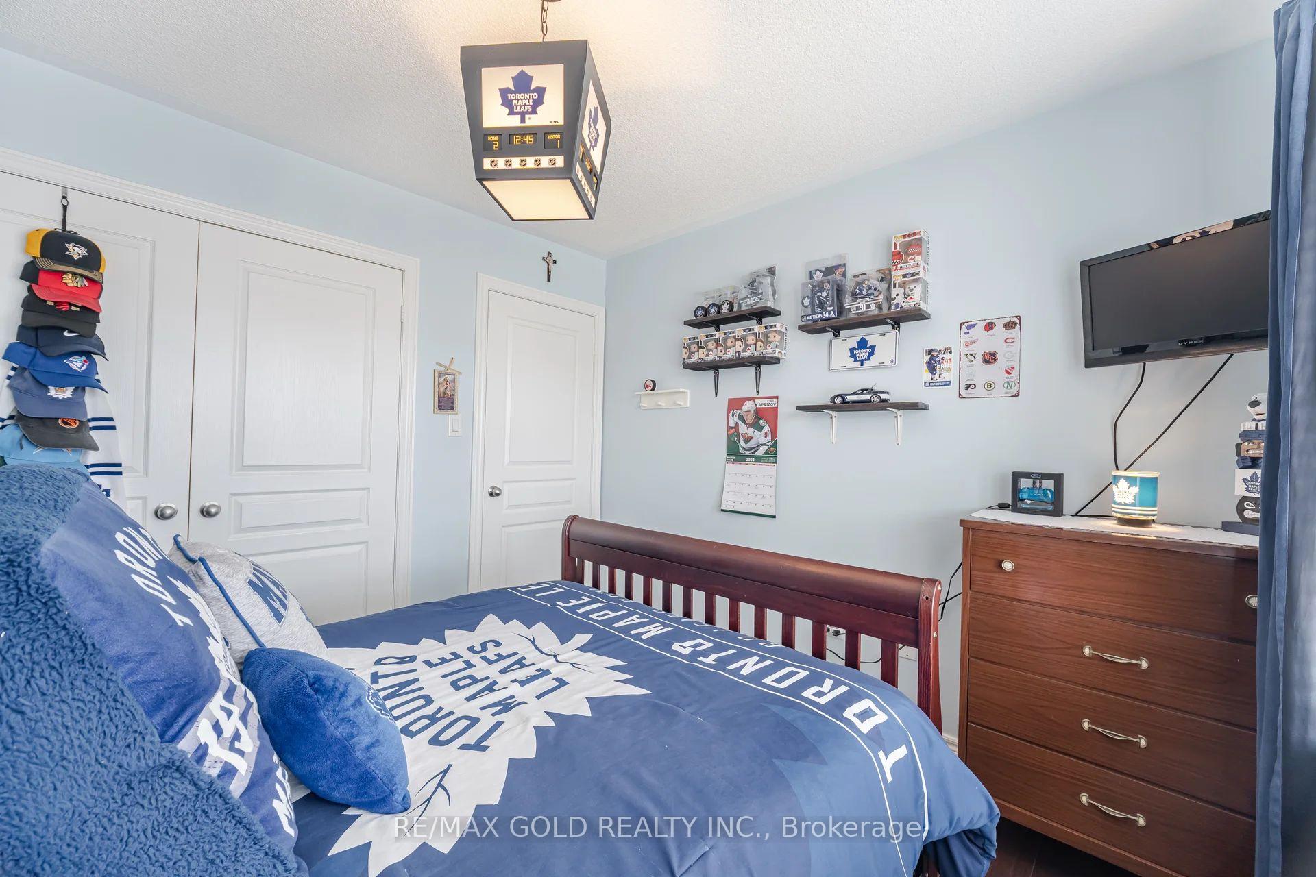 Photo 17 of 16 Bluffmeadow Street, Brampton, Bram East — HOMEH