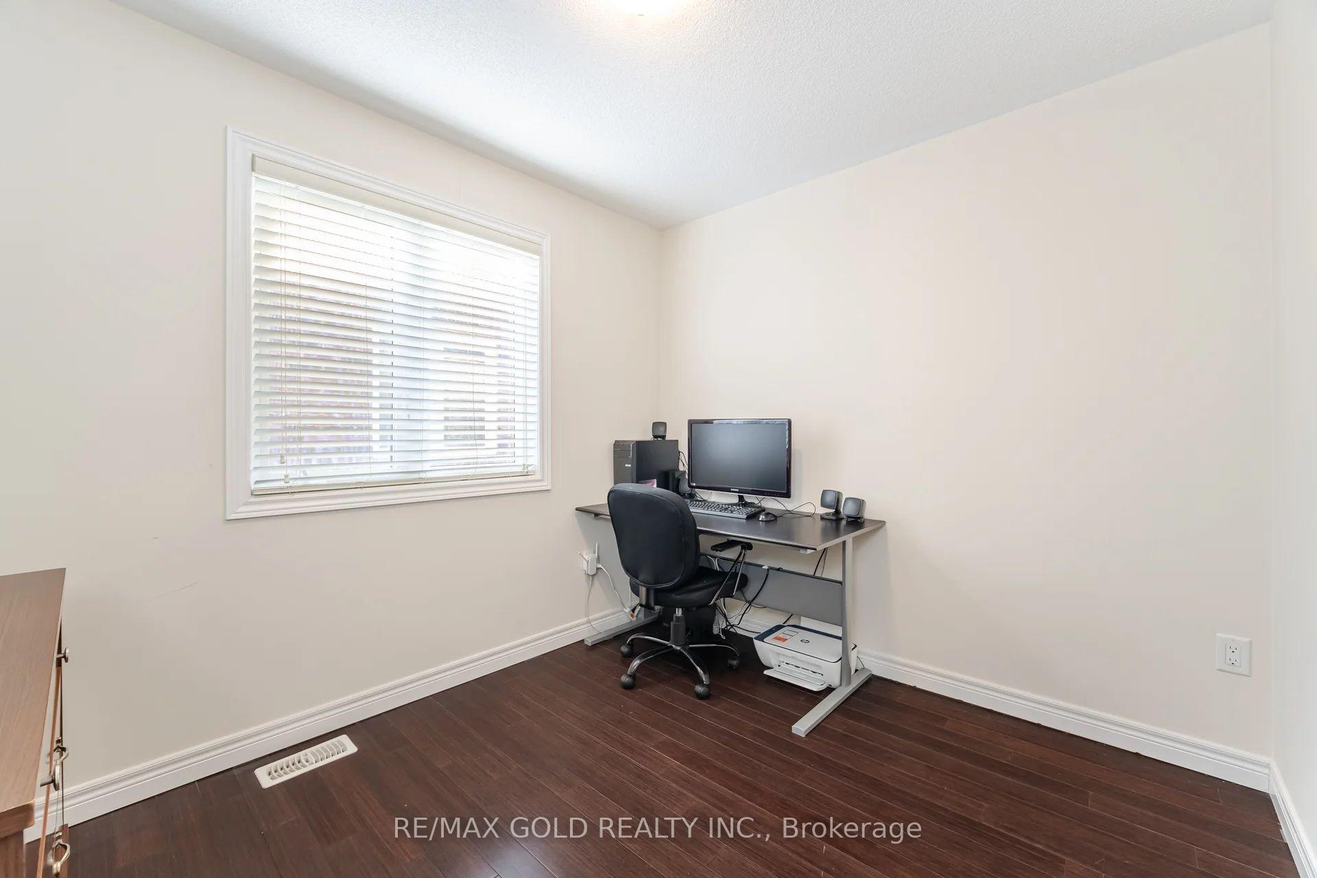 Photo 18 of 16 Bluffmeadow Street, Brampton, Bram East — HOMEH