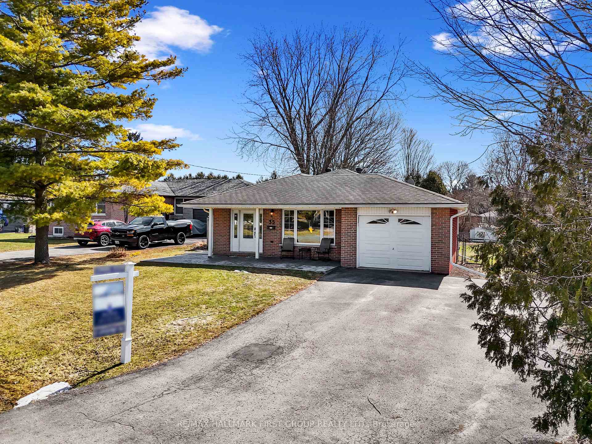Photo 1 of 35 Meredith Crescent, Cobourg — HOMEH