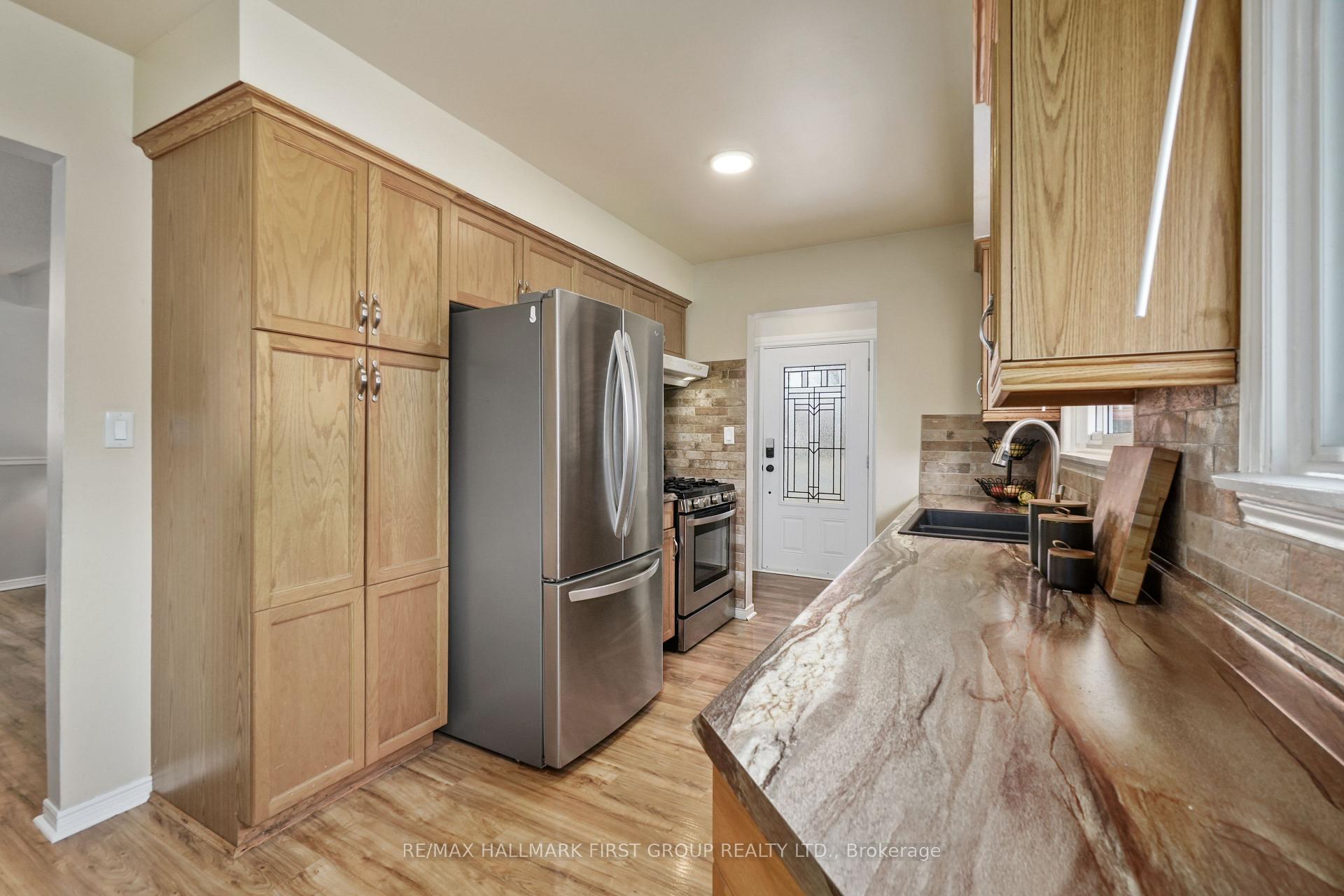 Photo 16 of 35 Meredith Crescent, Cobourg — HOMEH