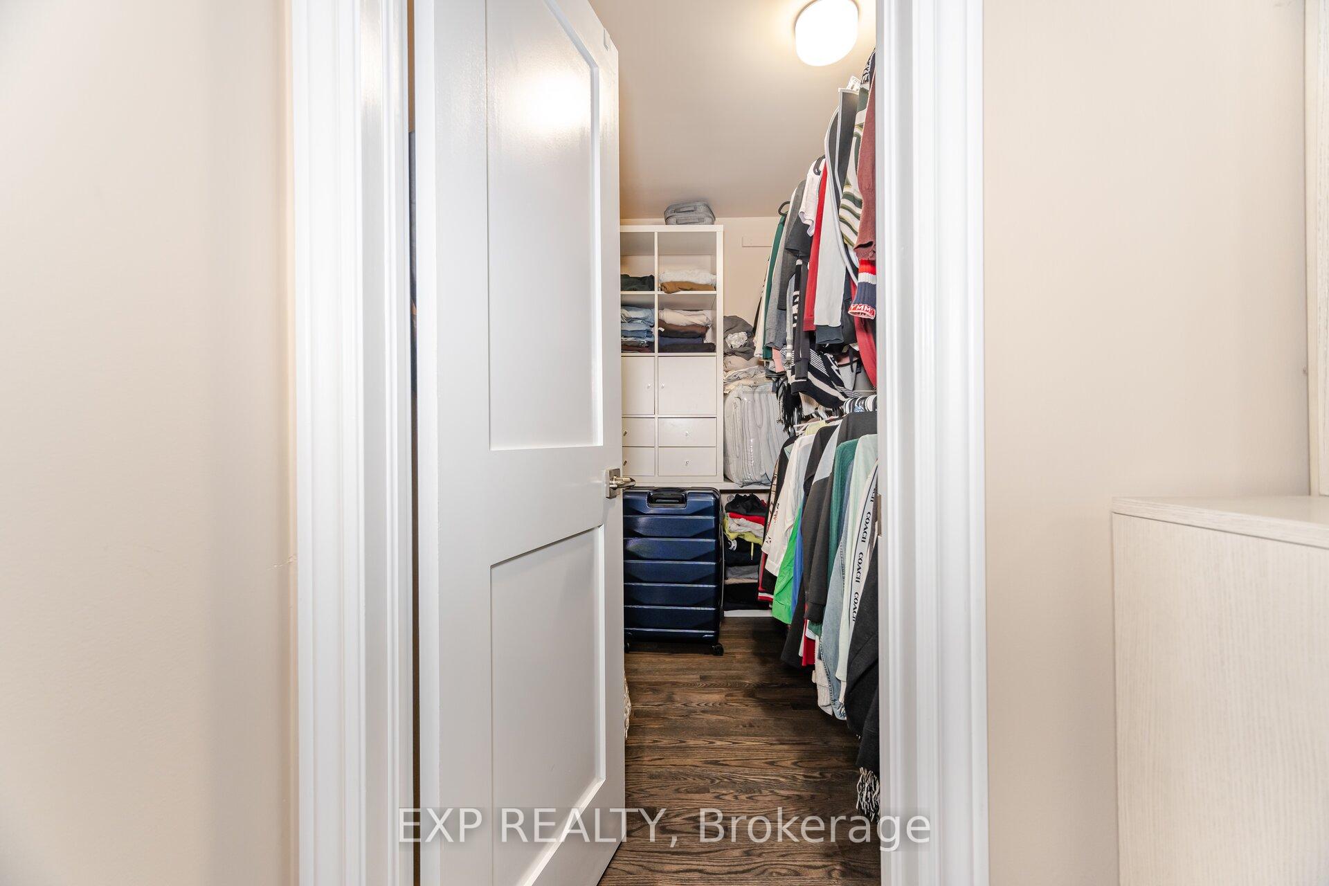 Photo 29 of 38 Wilcox Road, Vaughan, Maple — HOMEH
