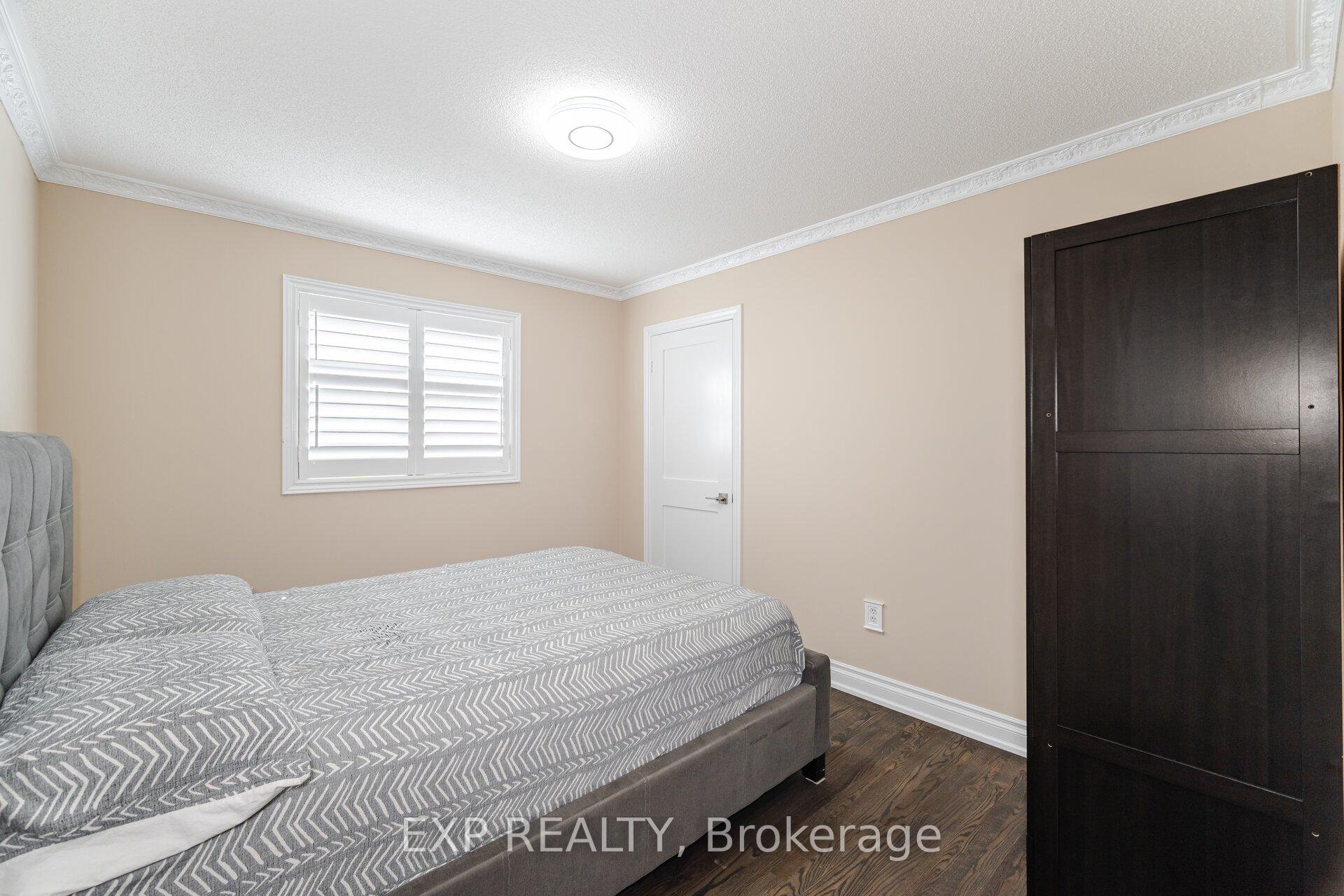 Photo 33 of 38 Wilcox Road, Vaughan, Maple — HOMEH