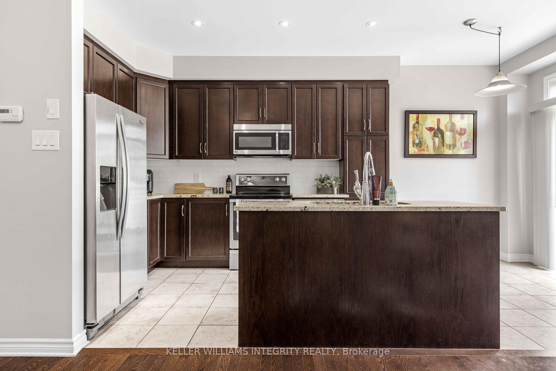 Photo 5 of 556 Via Mattino Way, Ottawa, Barrhaven - Longfields — HOMEH