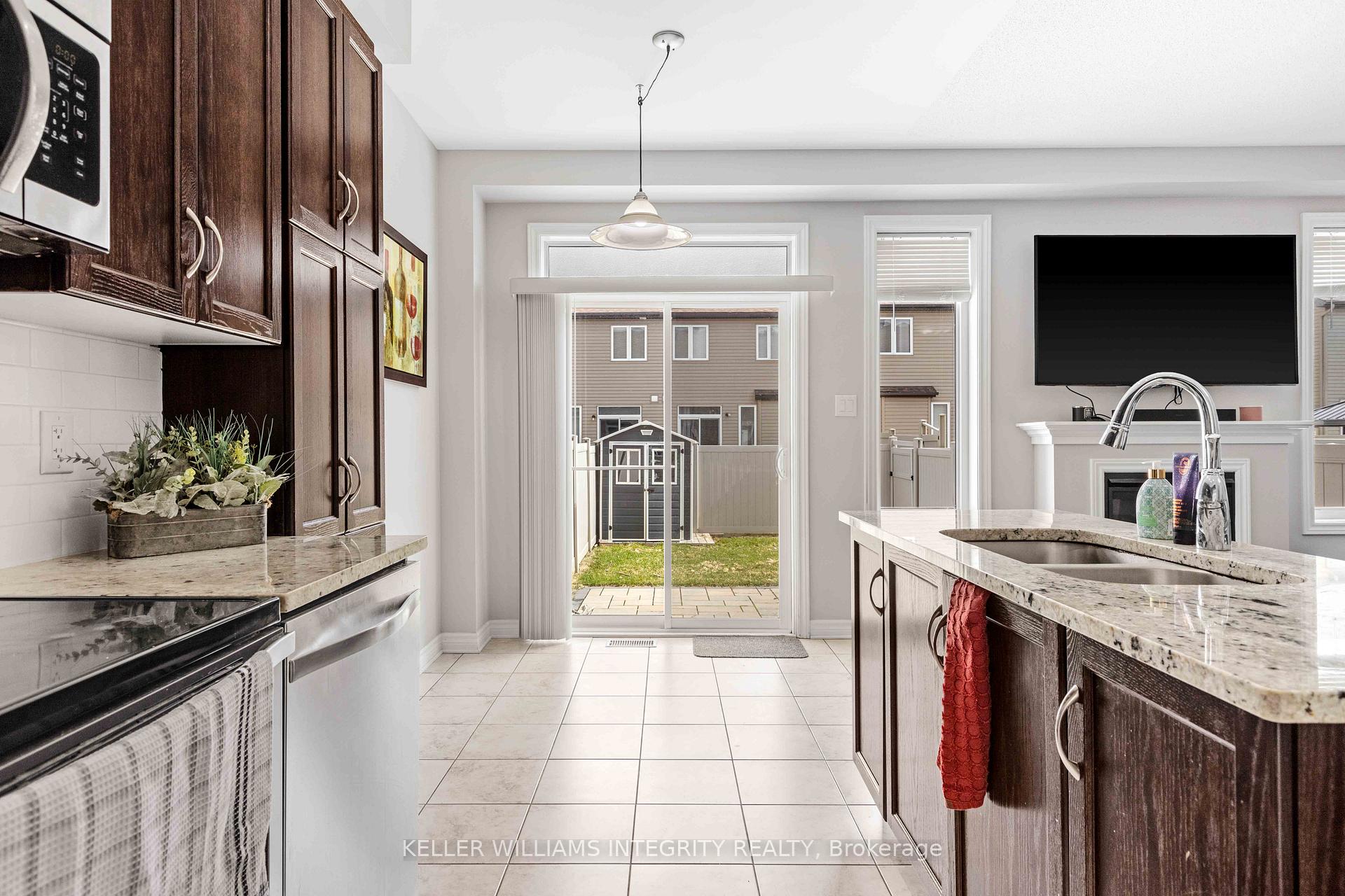 Photo 9 of 556 Via Mattino Way, Ottawa, Barrhaven - Longfields — HOMEH