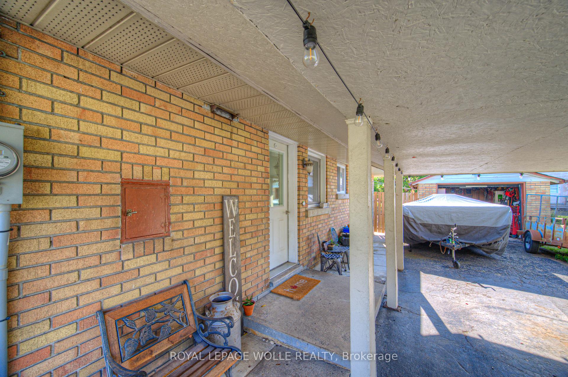 Photo 5 of 1584 Concession Road, Cambridge — HOMEH