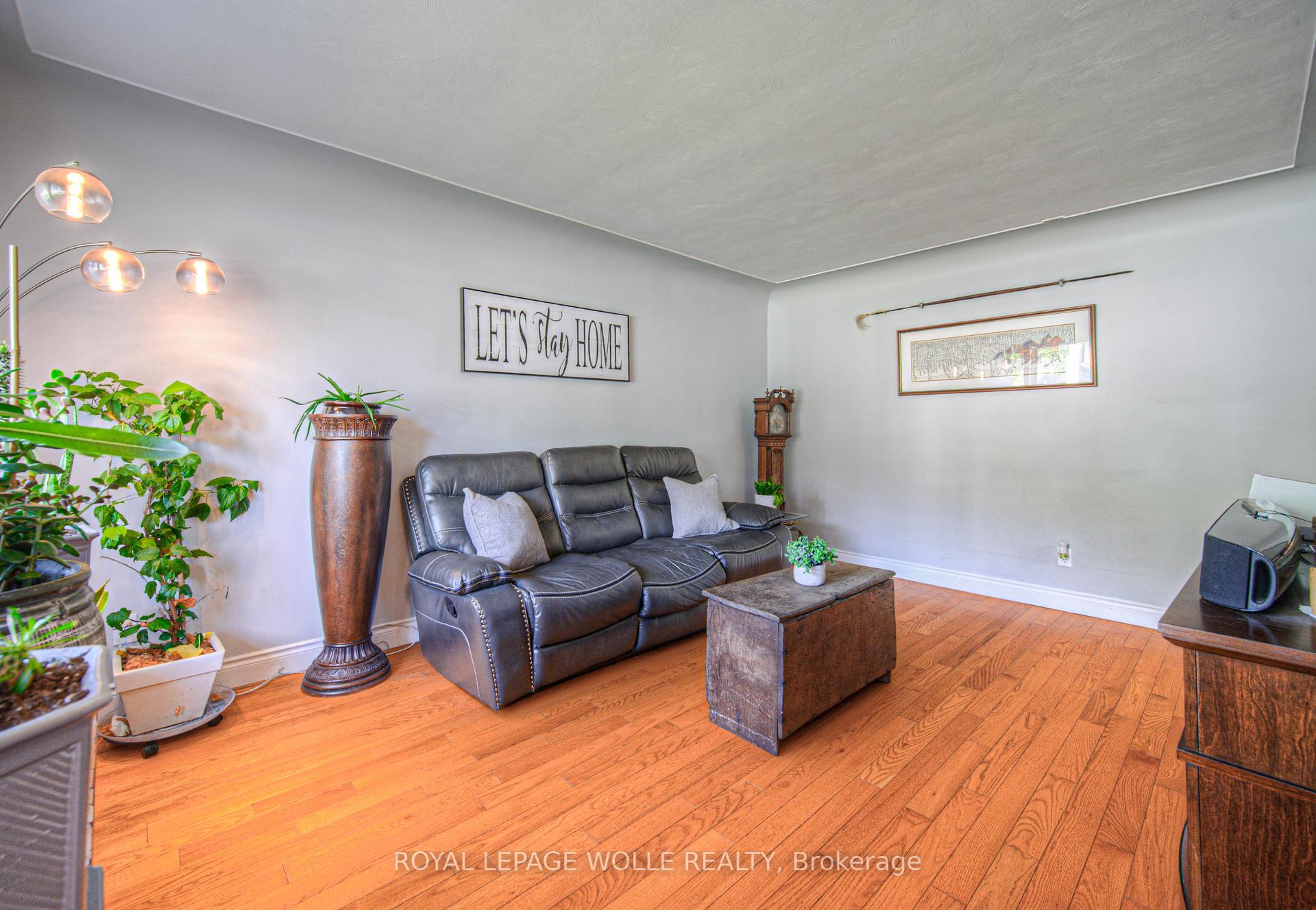 Photo 7 of 1584 Concession Road, Cambridge — HOMEH