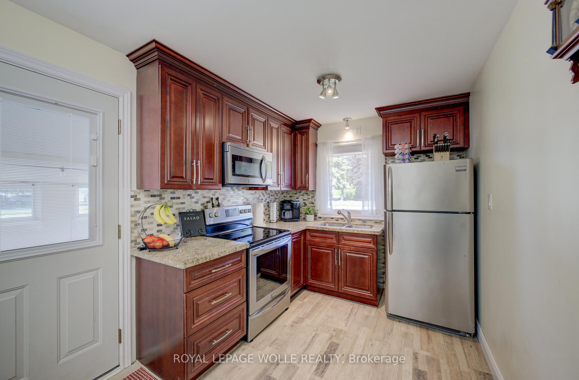 Photo 11 of 1584 Concession Road, Cambridge — HOMEH