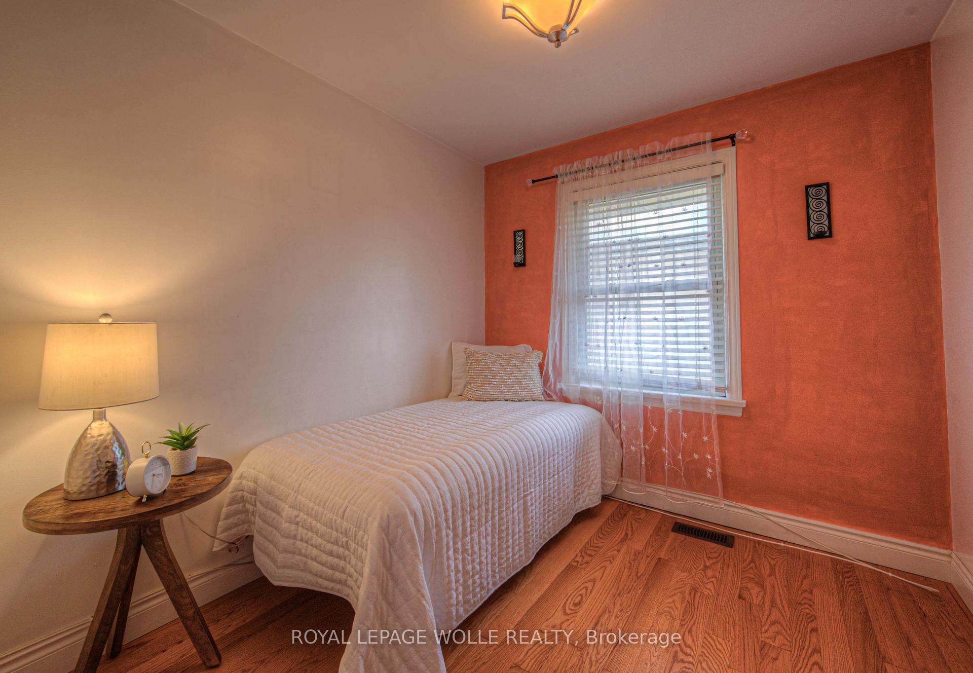 Photo 25 of 1584 Concession Road, Cambridge — HOMEH