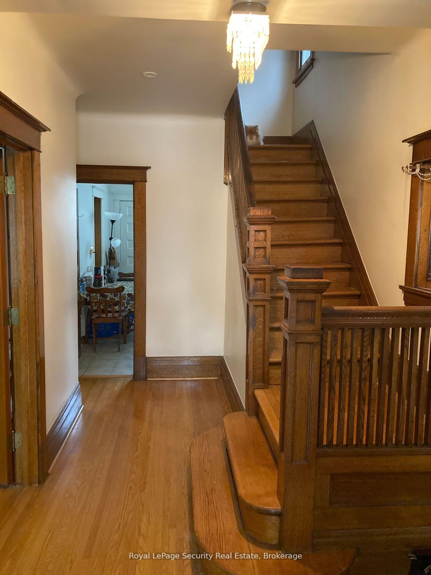 Photo 5 of 122 Delaware Avenue, Toronto, Palmerston-Little Italy — HOMEH